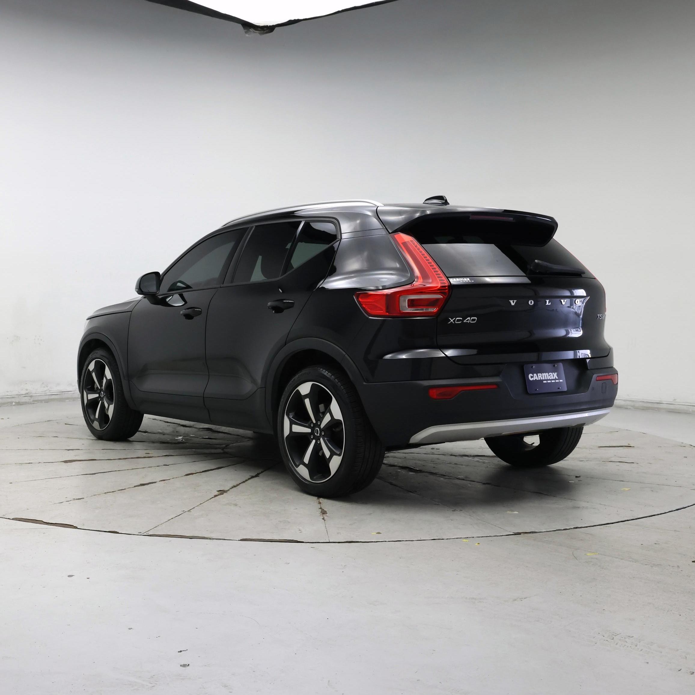Thumbnail: 2020 Volvo XC40 - 2