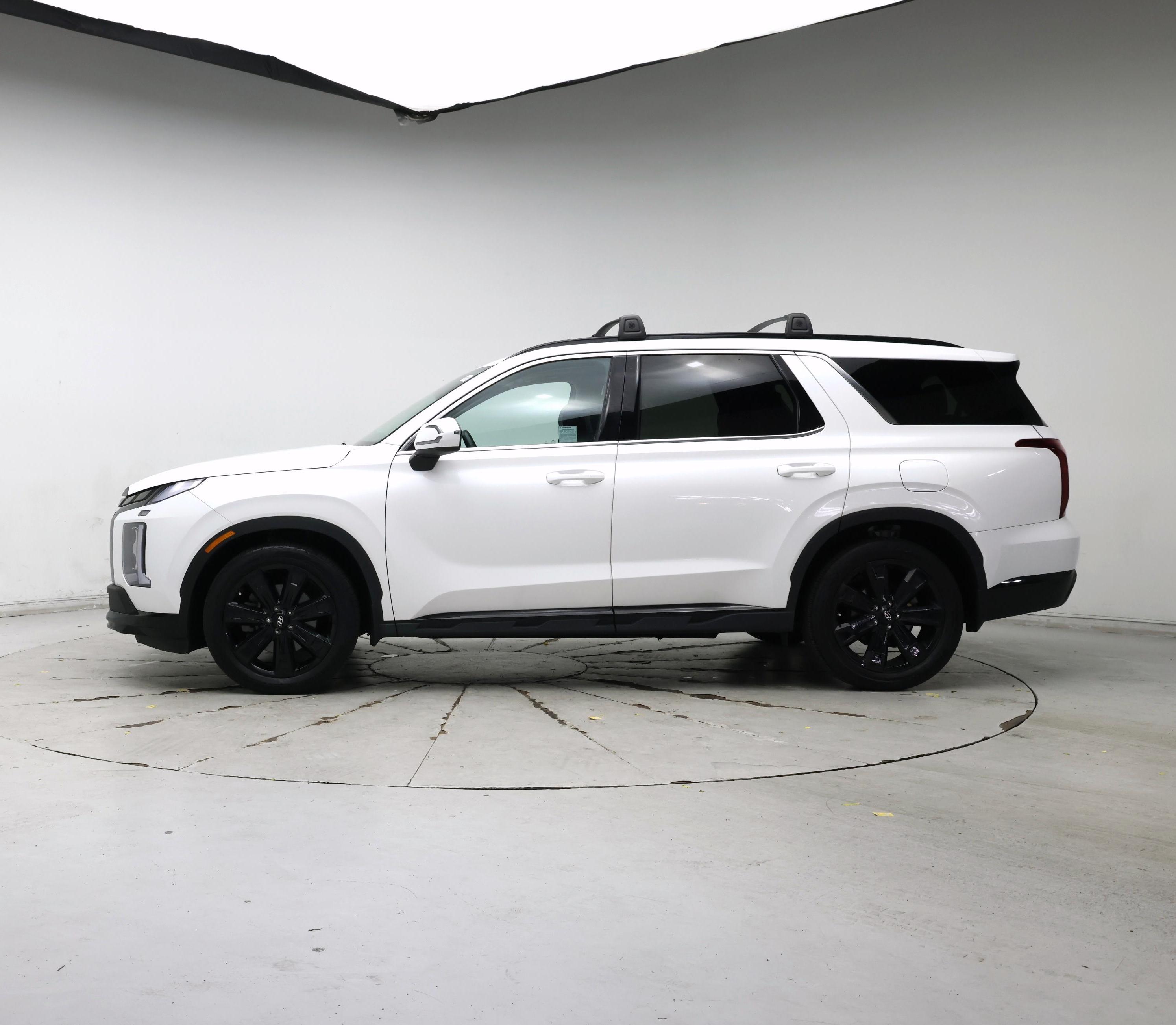 Thumbnail: 2023 Hyundai Palisade - 3