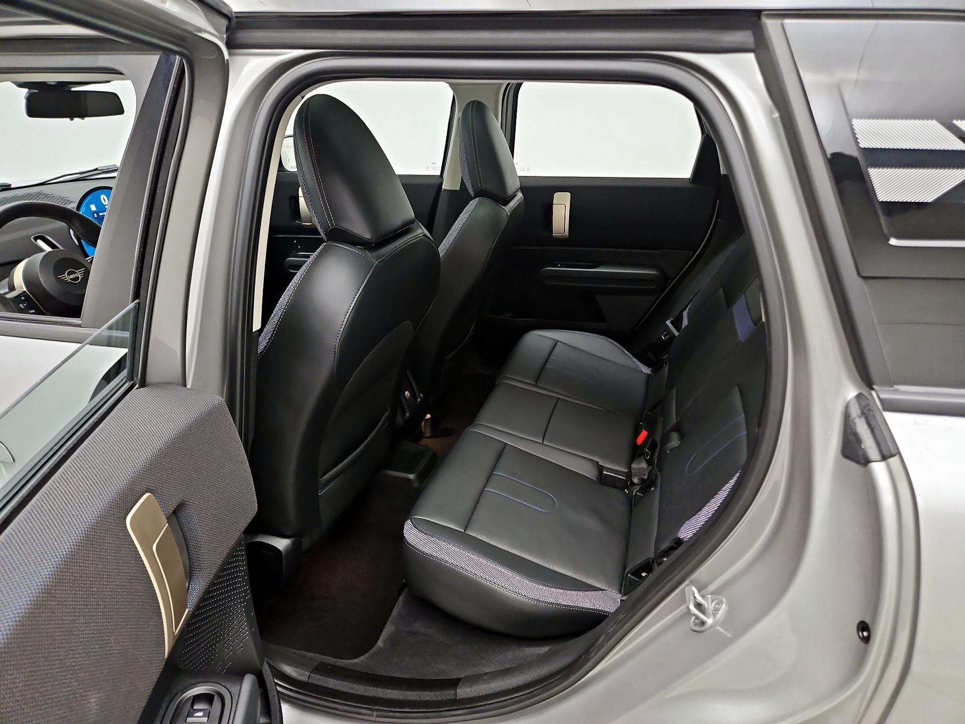 Thumbnail: 2025 MINI Cooper Countryman - 19