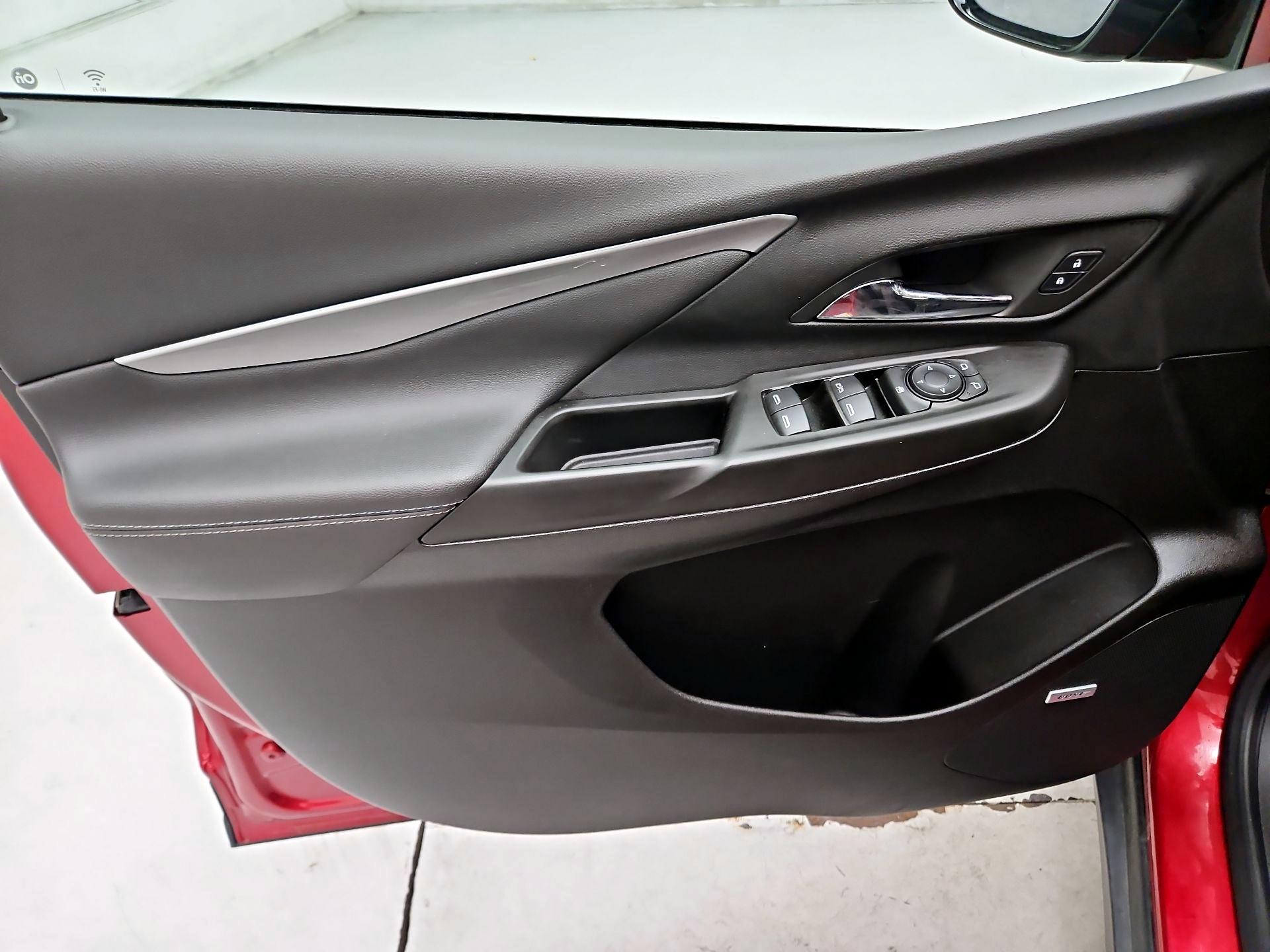 Thumbnail: 2023 Chevrolet Bolt EV - 10