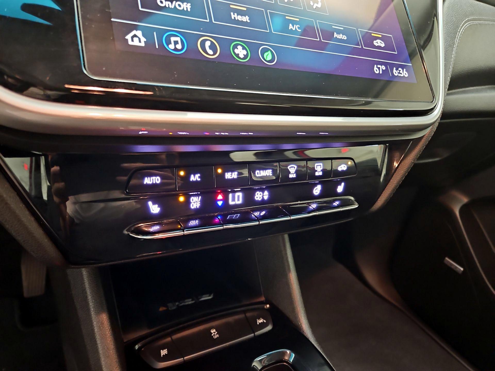 Thumbnail: 2023 Chevrolet Bolt EV - 14