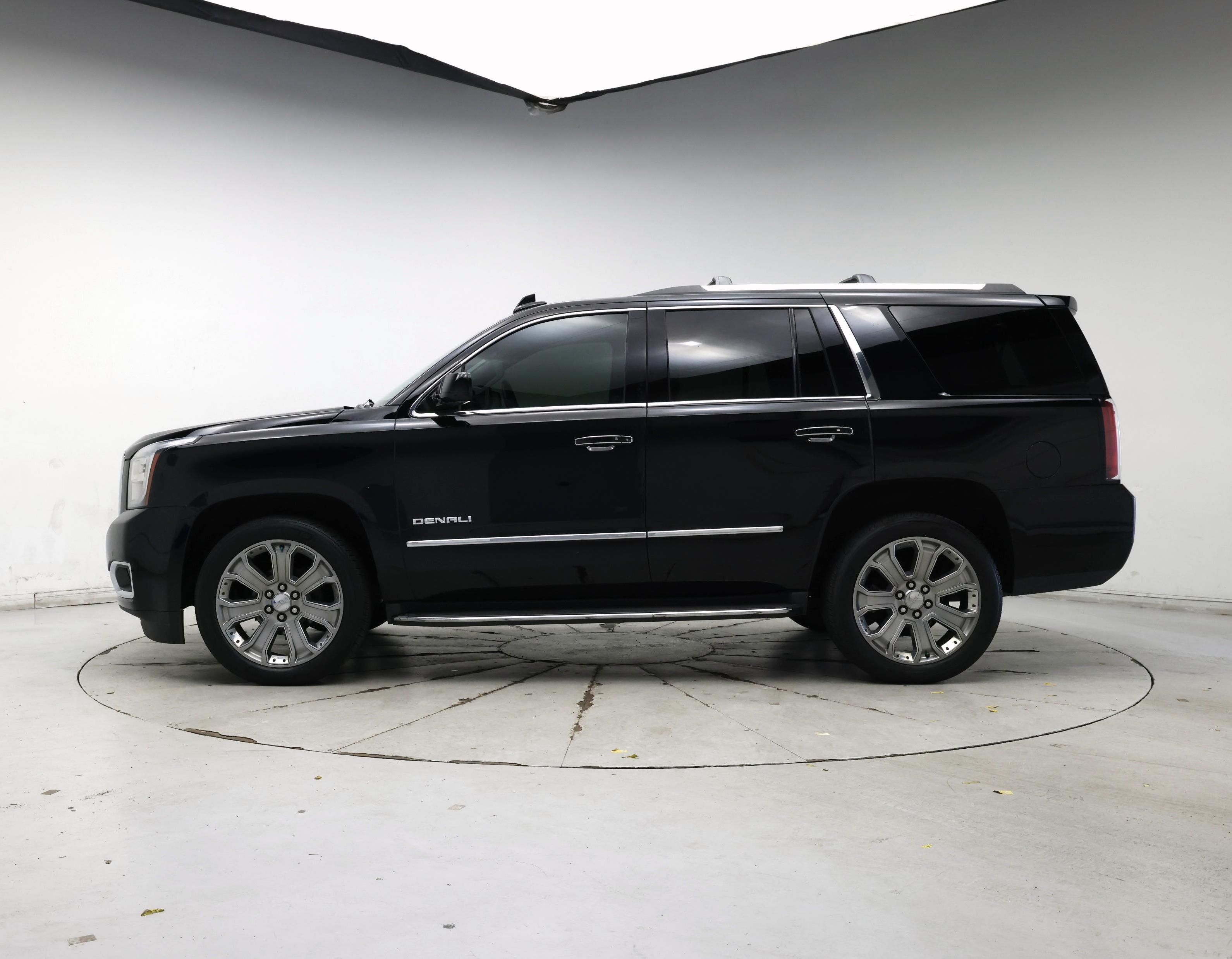 Thumbnail: 2016 GMC Yukon - 3