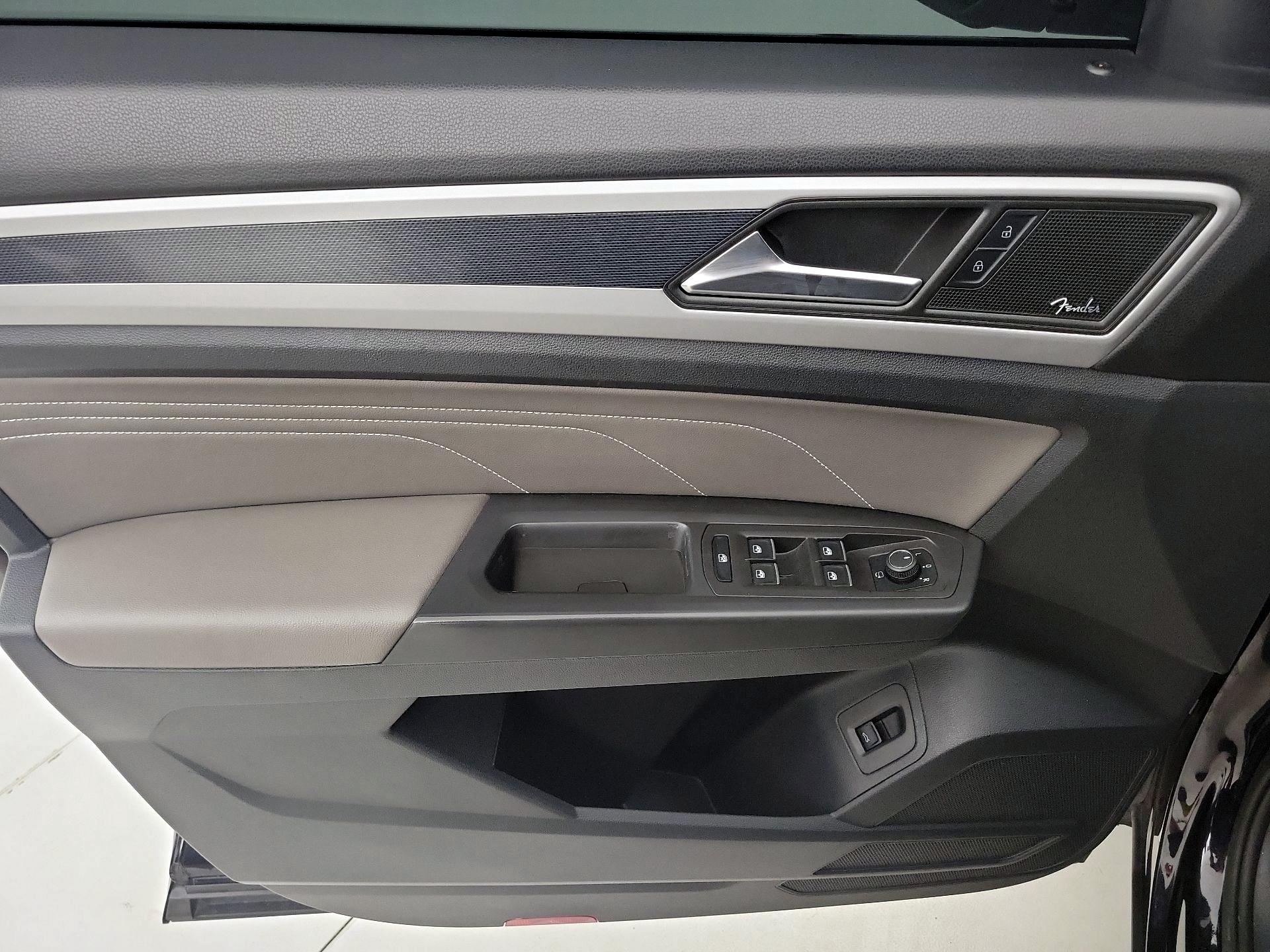 Thumbnail: 2023 Volkswagen Atlas - 12