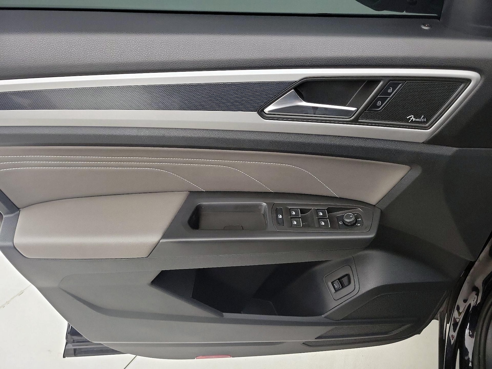 2023 Volkswagen Atlas Cross Sport SEL Premium R-Line - Photo 13