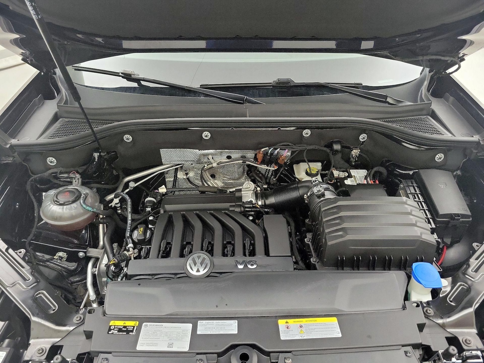 2023 Volkswagen Atlas Cross Sport SEL Premium R-Line - Photo 24
