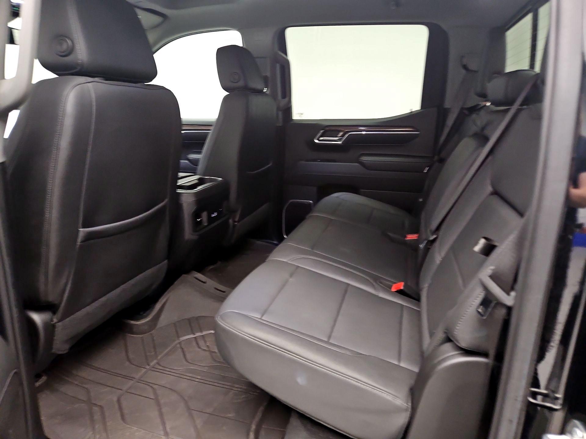 Thumbnail: 2024 Chevrolet Silverado 1500 - 20