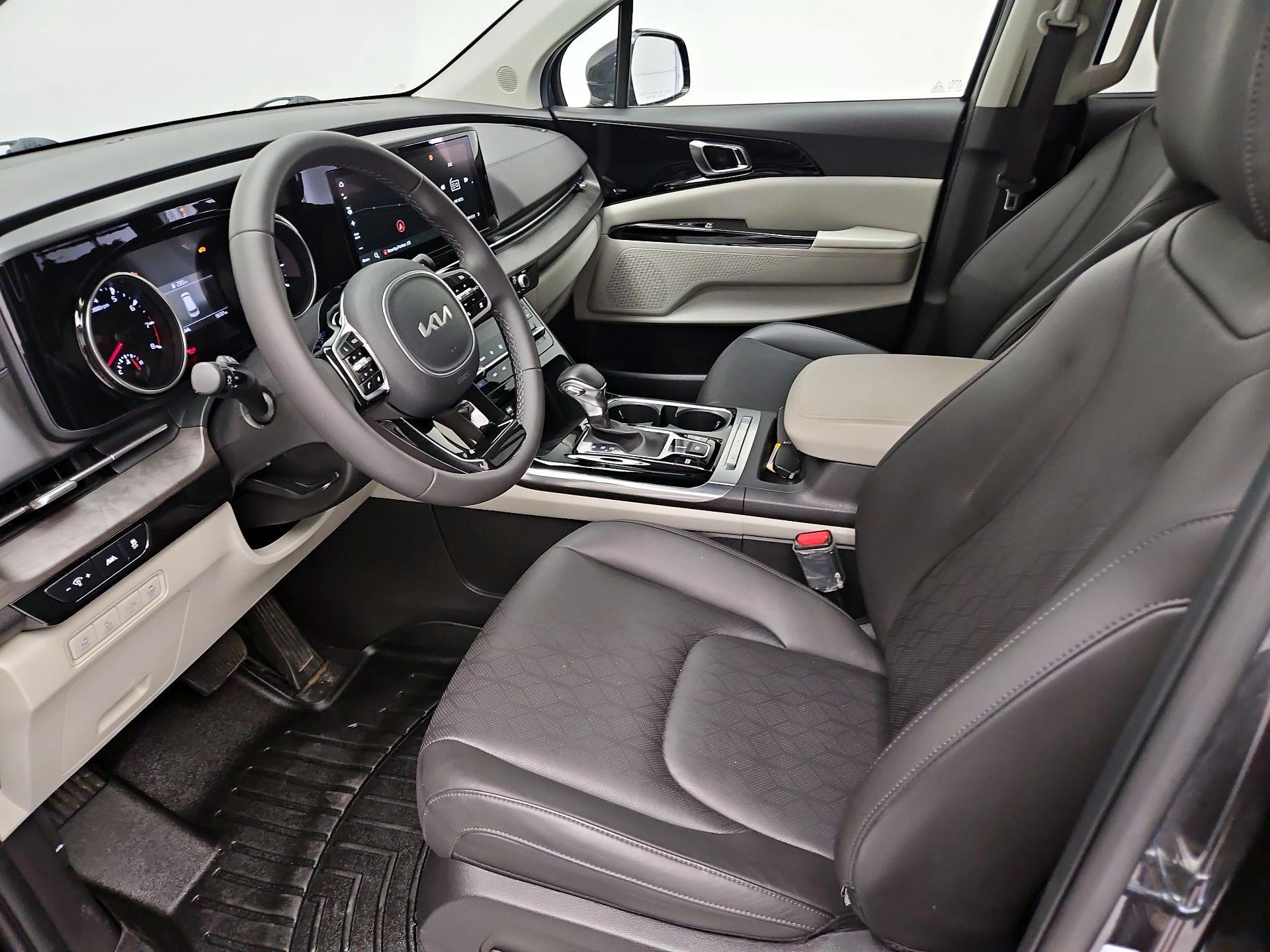 Thumbnail: 2024 Kia Carnival - 11