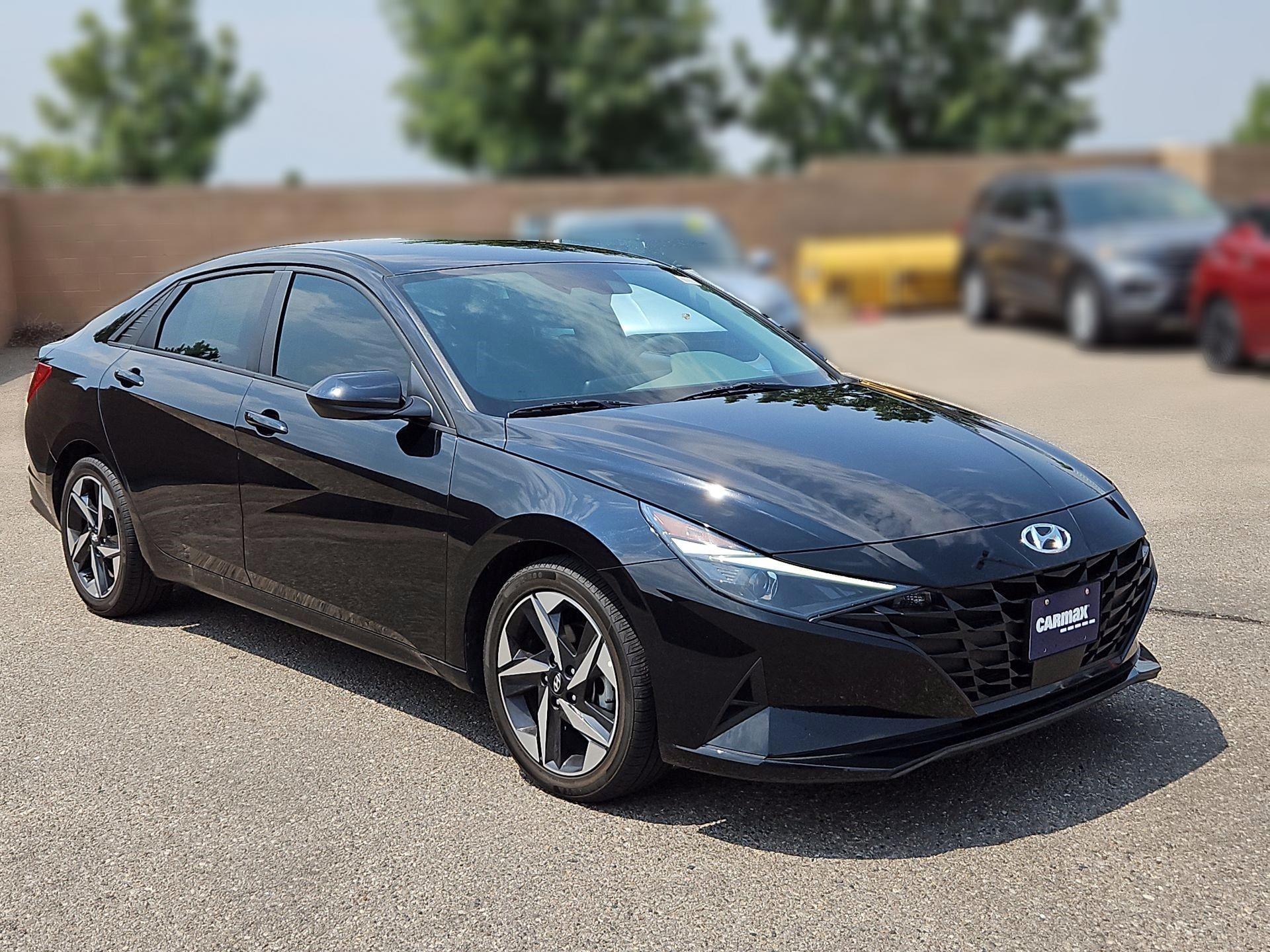 Thumbnail: 2023 Hyundai Elantra - 1