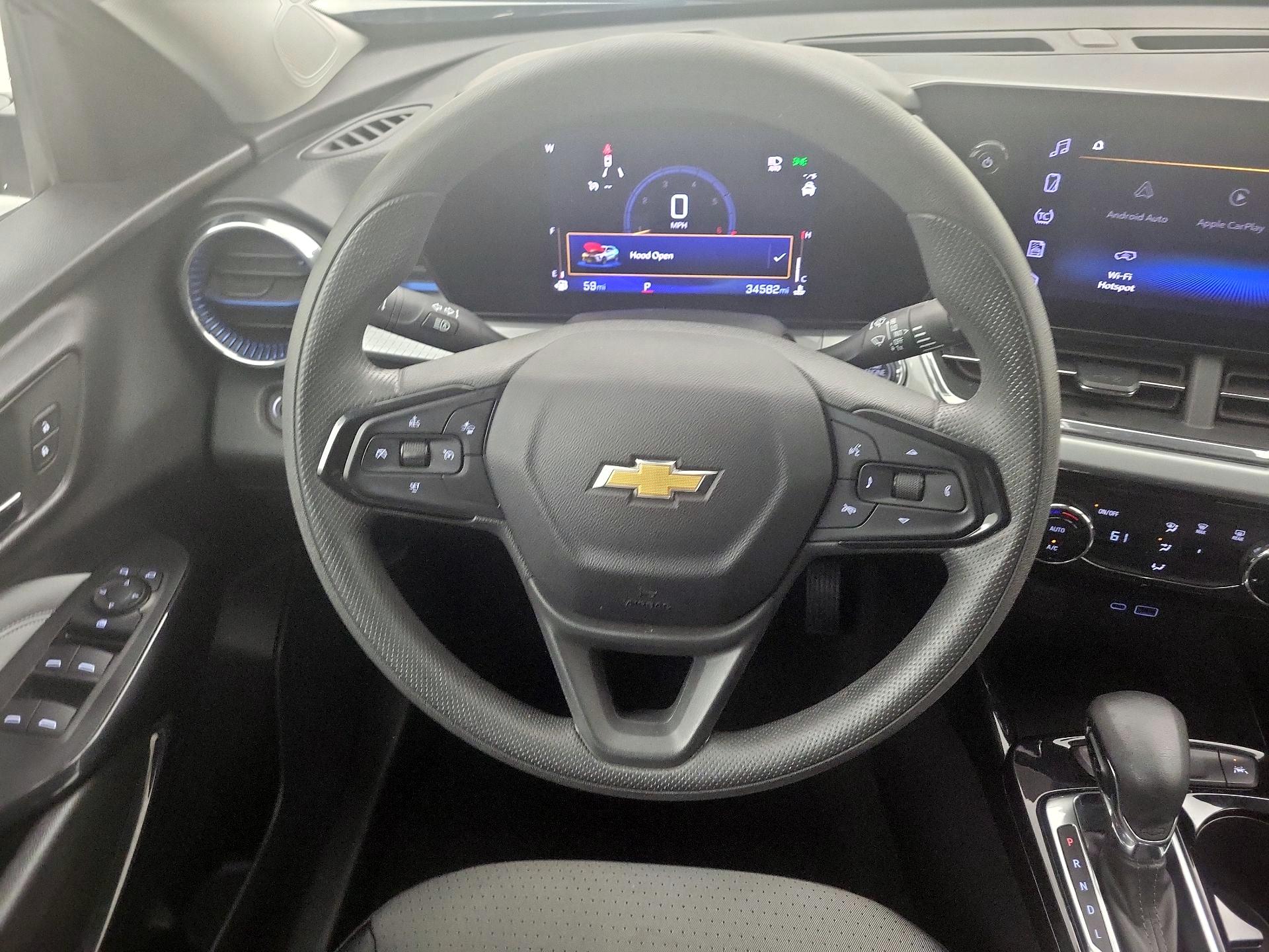Thumbnail: 2025 Chevrolet Trax - 10