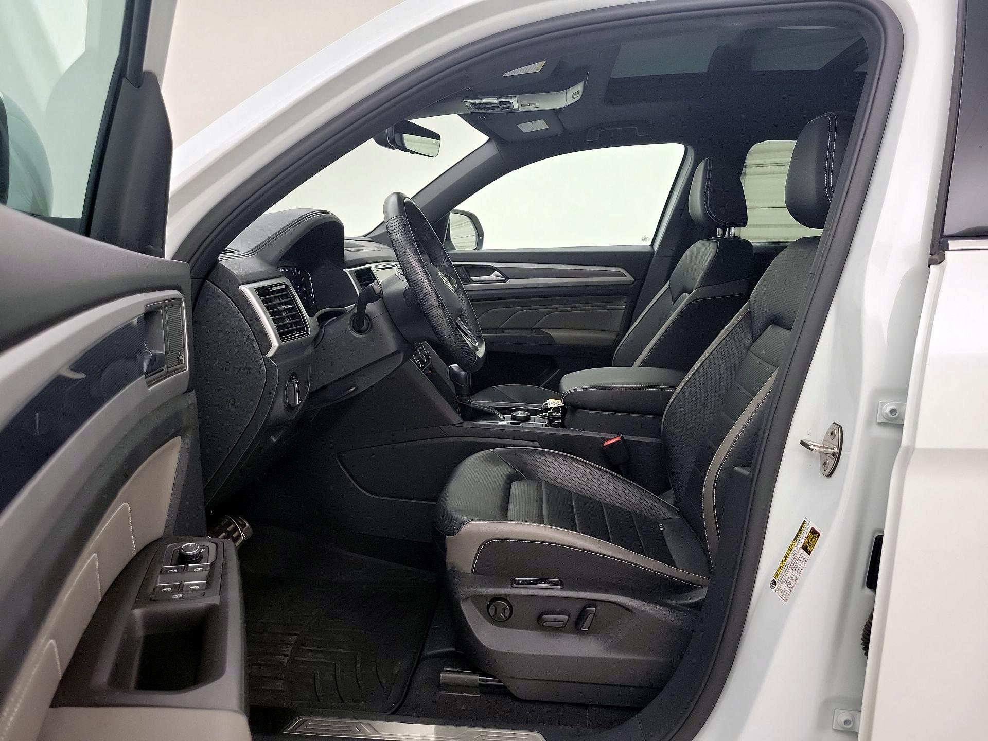 Thumbnail: 2023 Volkswagen Atlas - 11