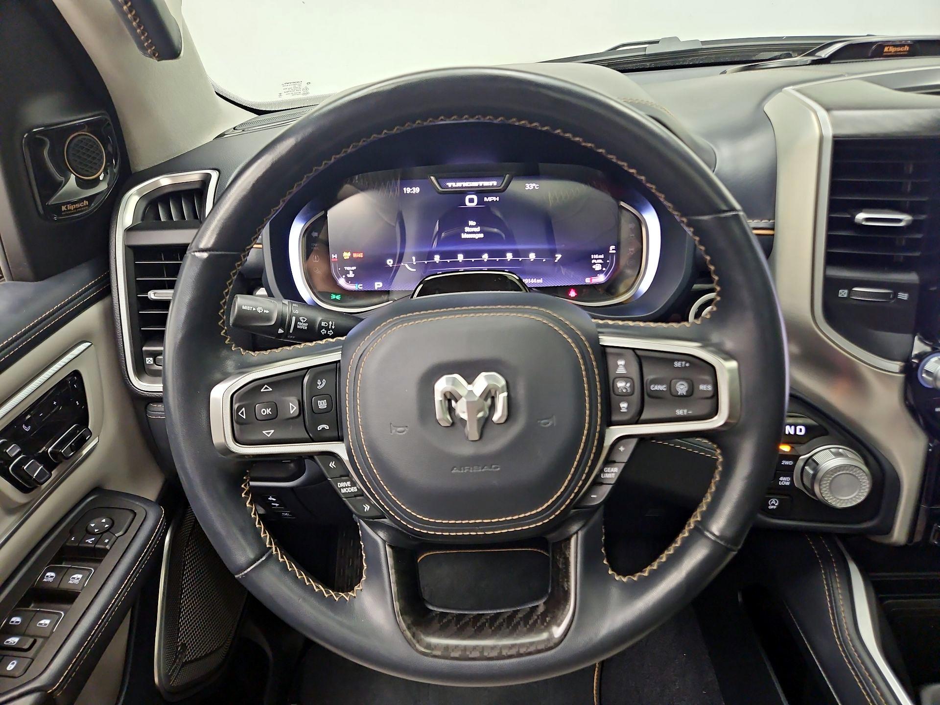 Thumbnail: 2025 RAM 1500 - 10