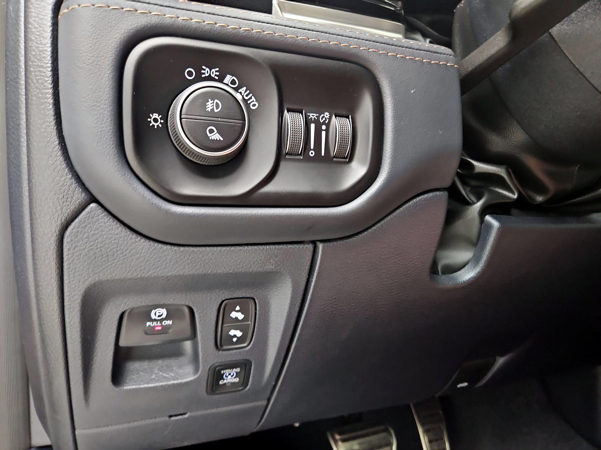 Thumbnail: 2025 RAM 1500 - 13