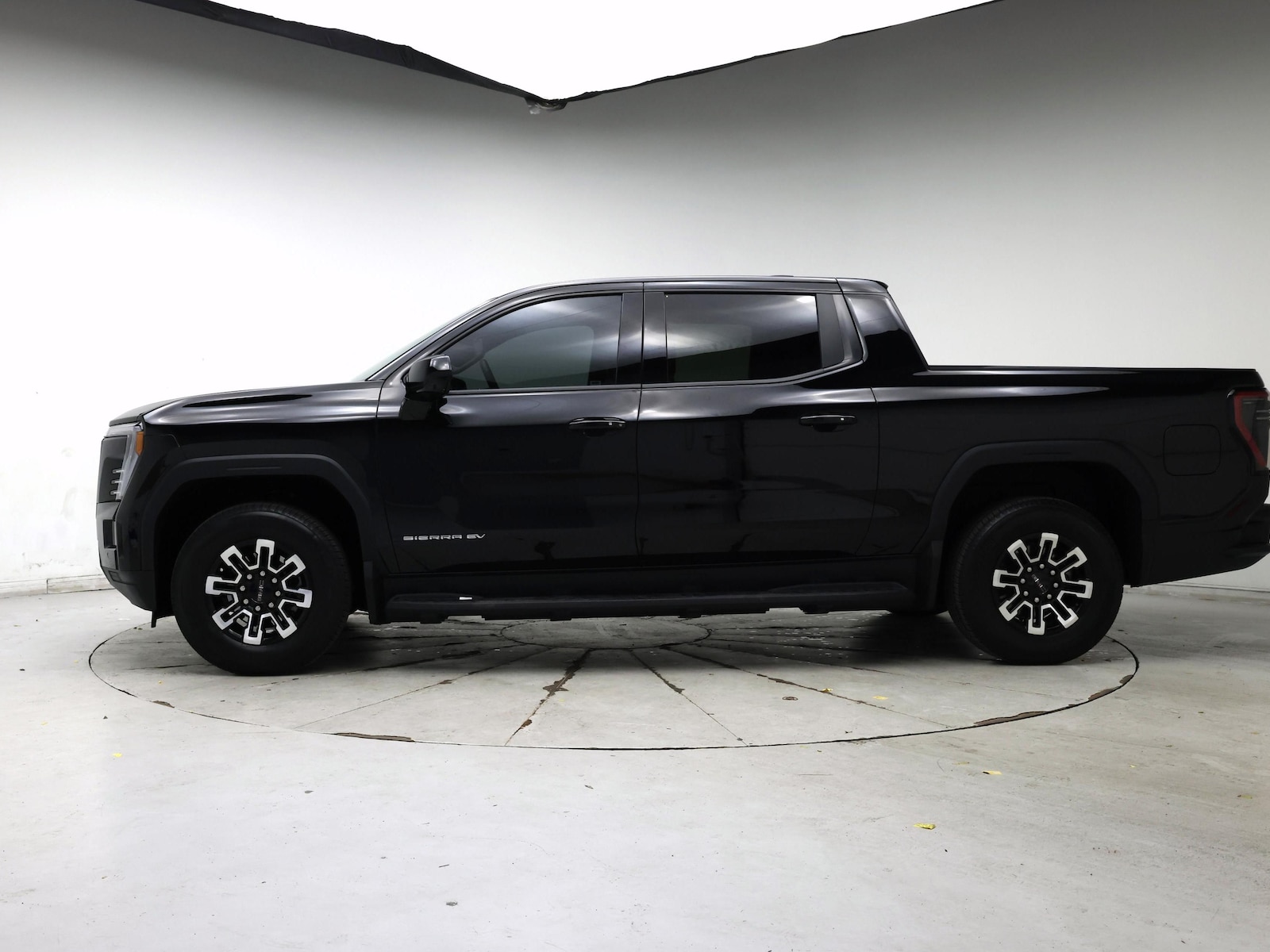 2026 GMC Sierra EV Standard Range Elevation, photo 4