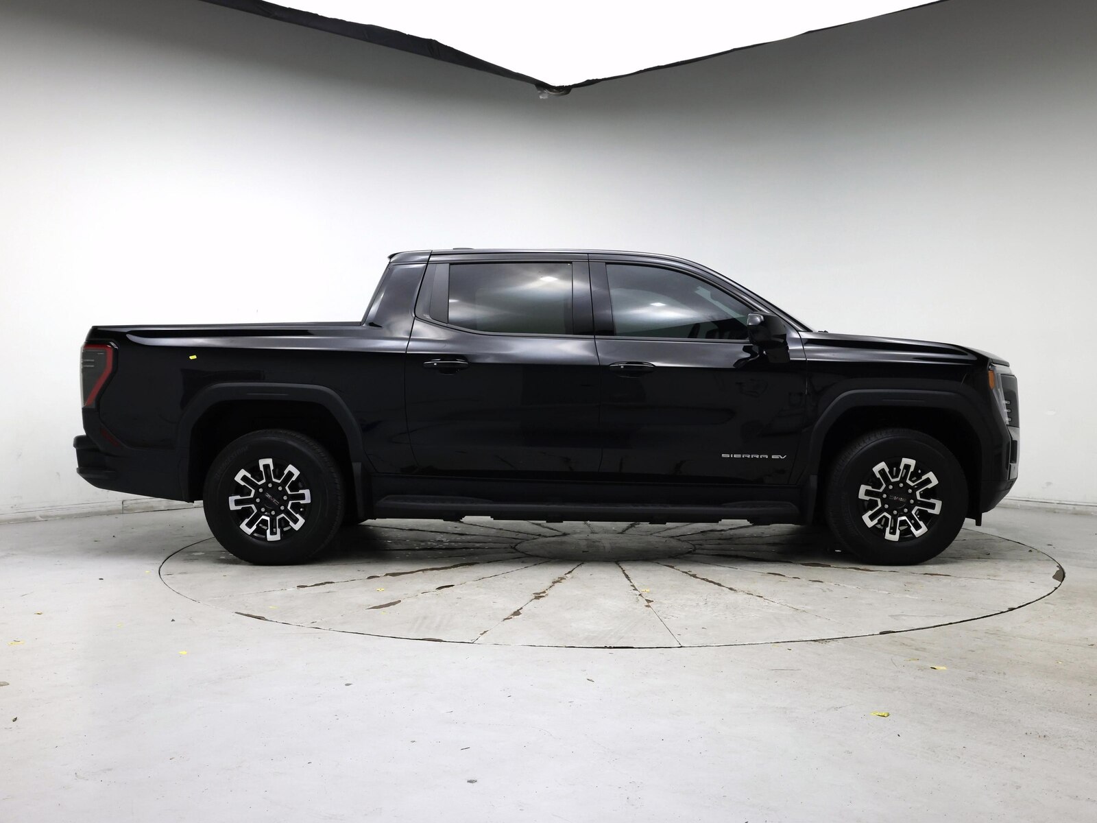 2026 GMC Sierra EV Standard Range Elevation, photo 8