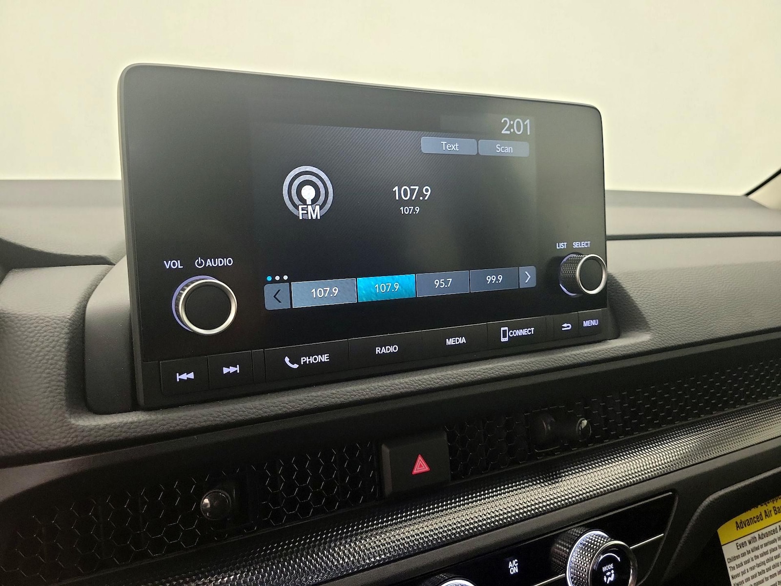 2025 Honda CR-V LX - Photo 16