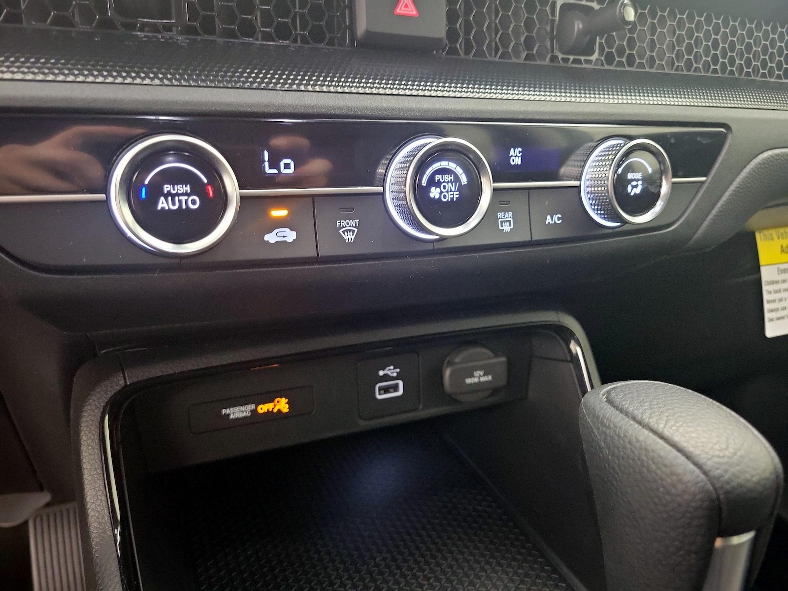 2025 Honda CR-V LX - Photo 17