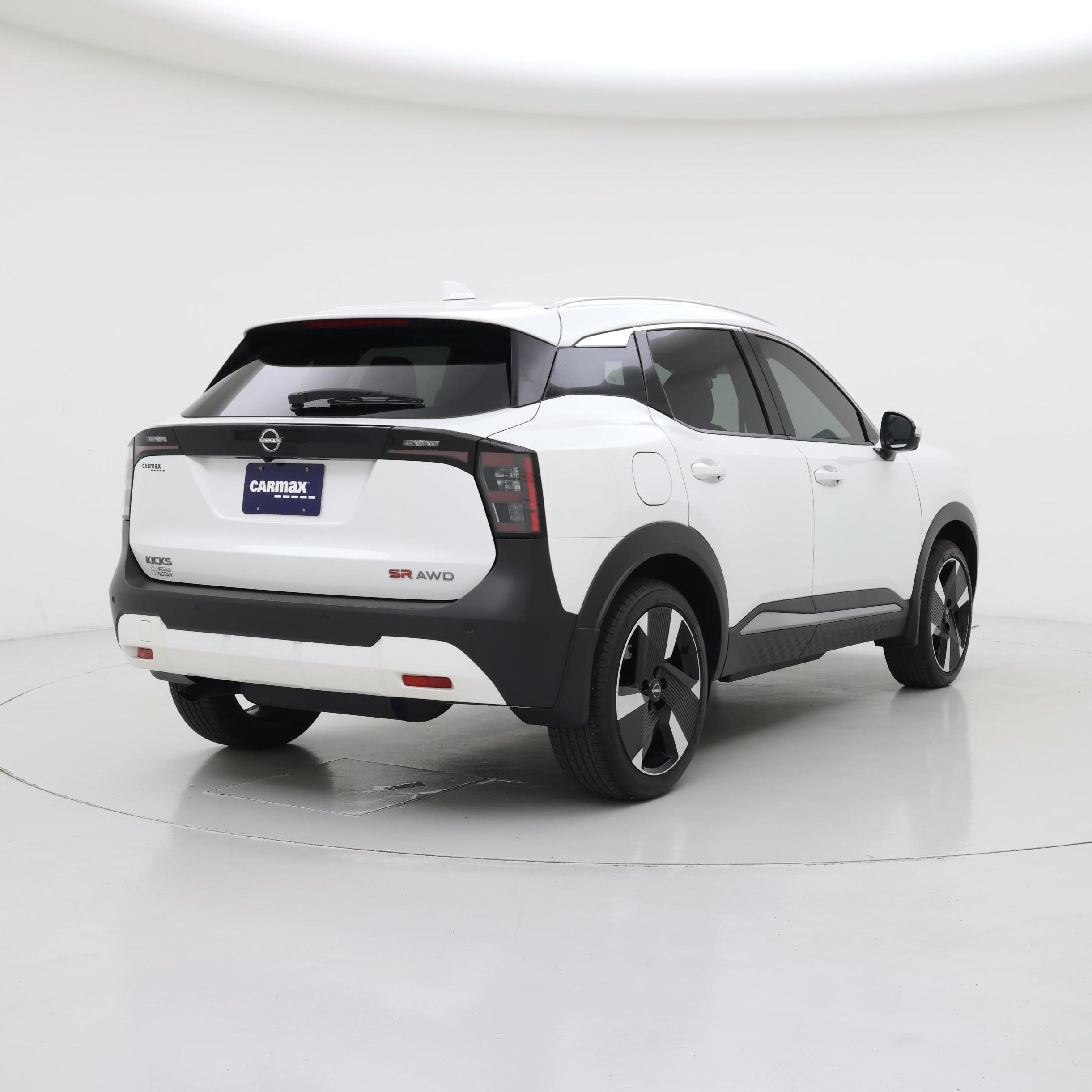 Thumbnail: 2025 Nissan Kicks - 8