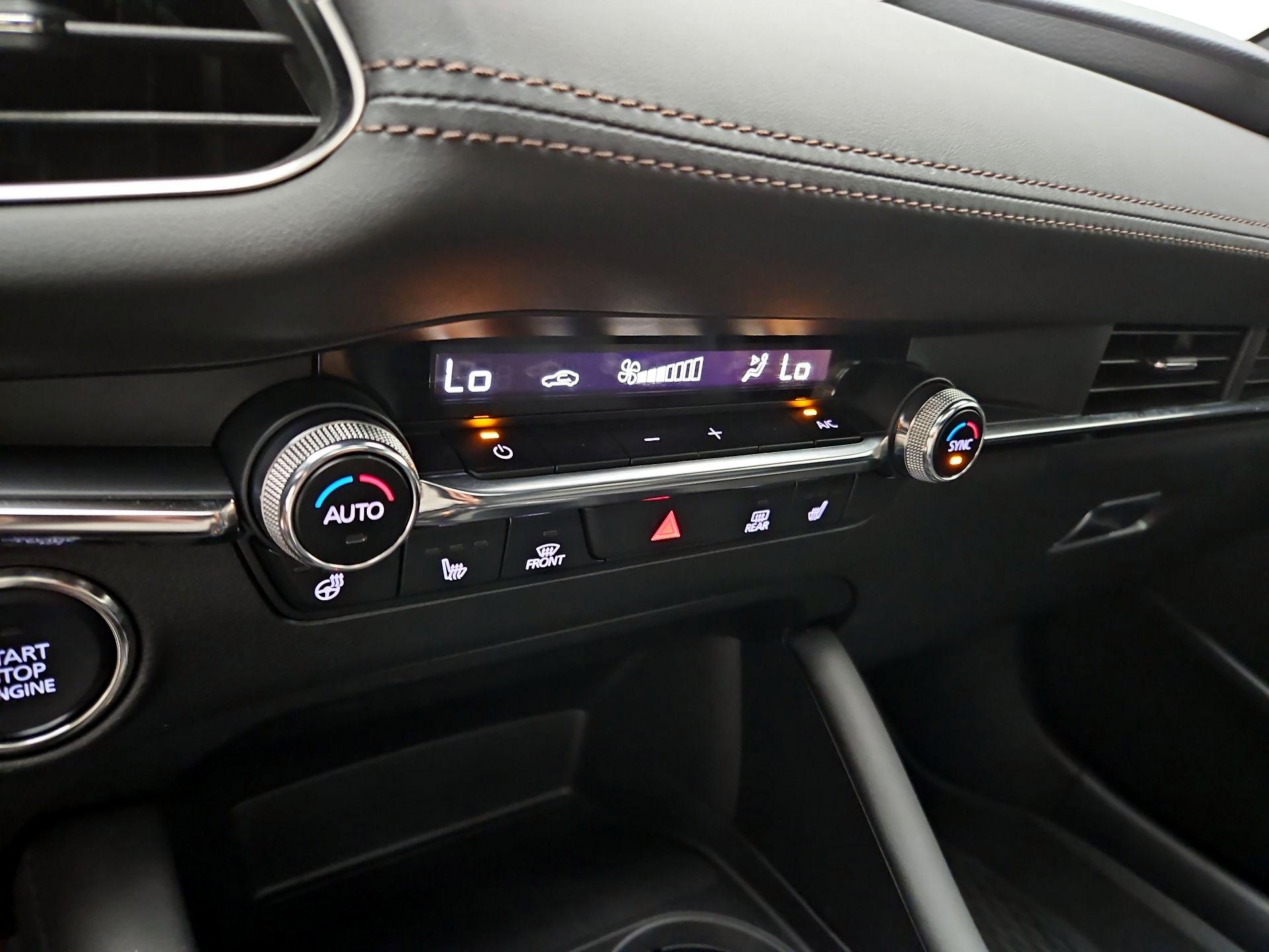 Thumbnail: 2021 Mazda Mazda3 - 15
