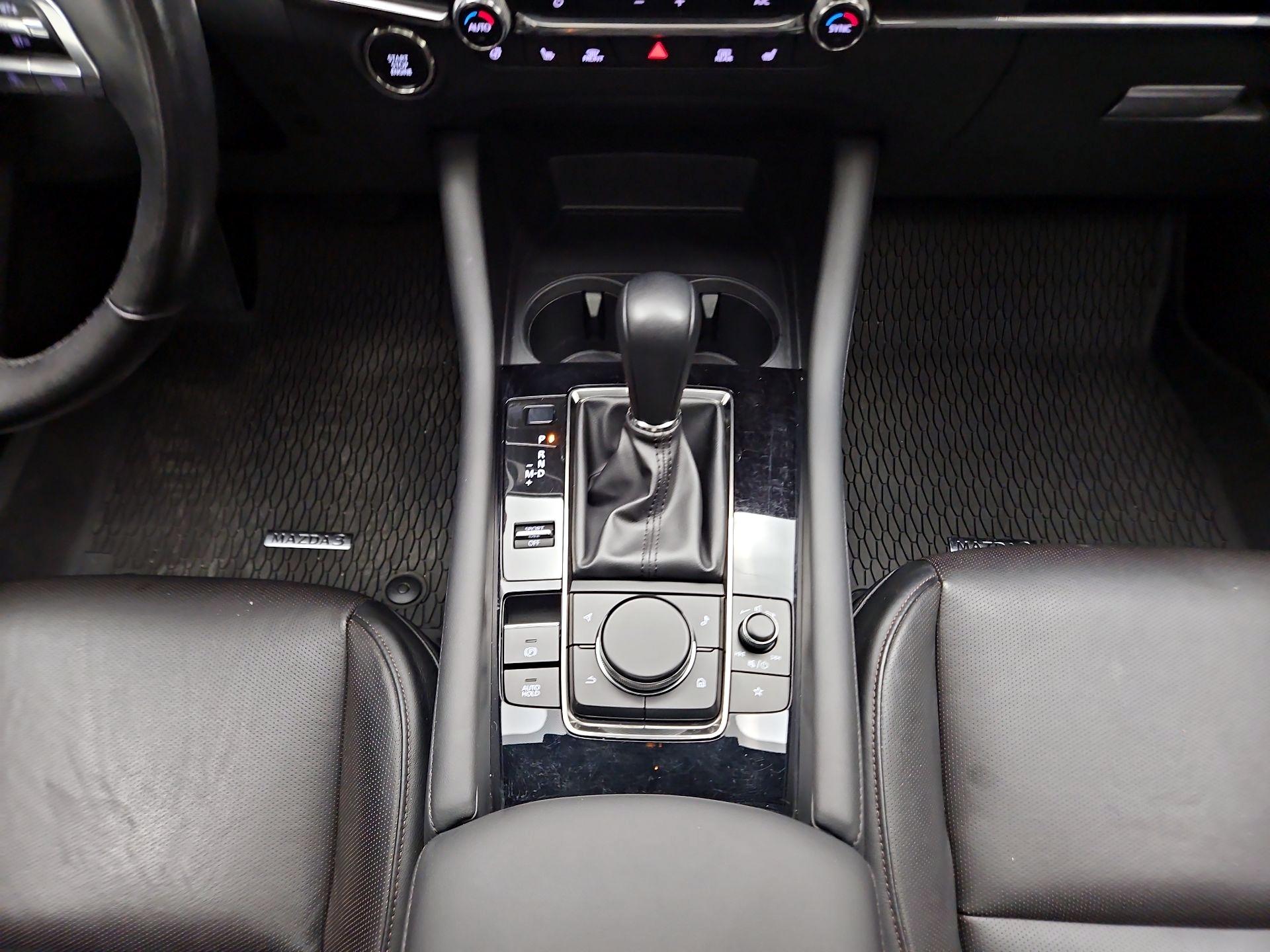 Thumbnail: 2021 Mazda Mazda3 - 16