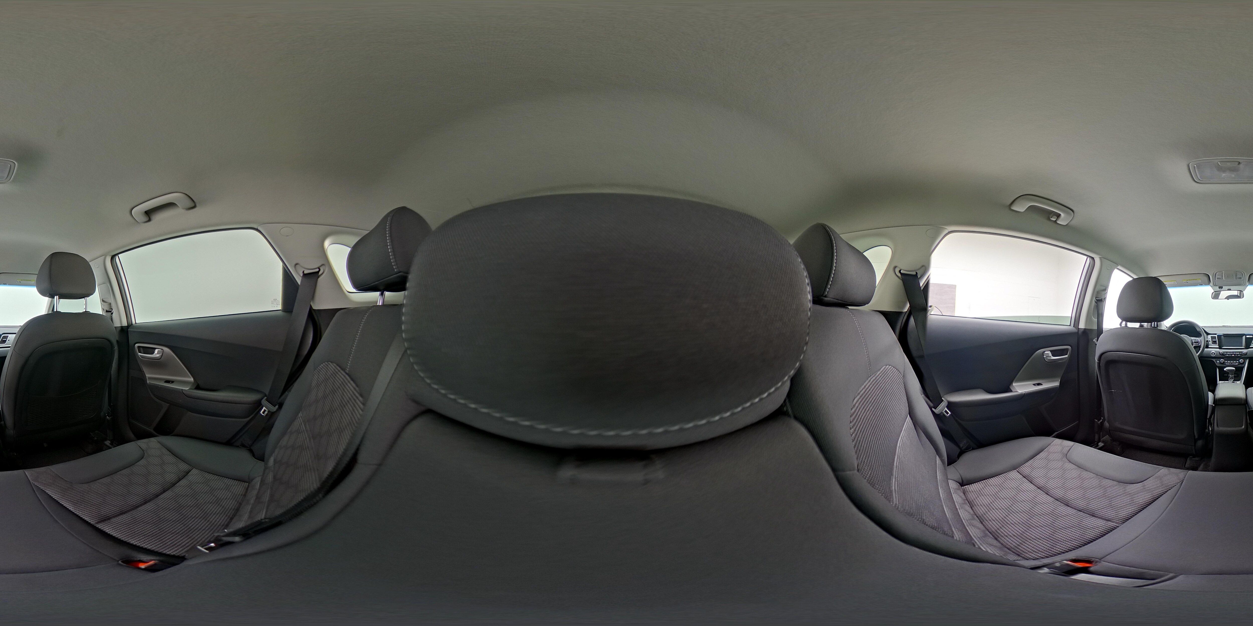 2018 Kia Niro LX - Photo 26