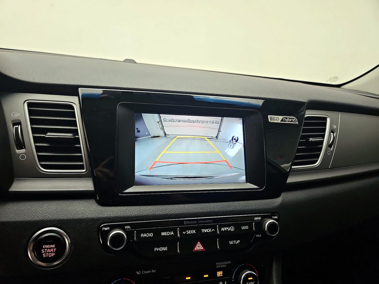 2018 Kia Niro LX - Photo 15