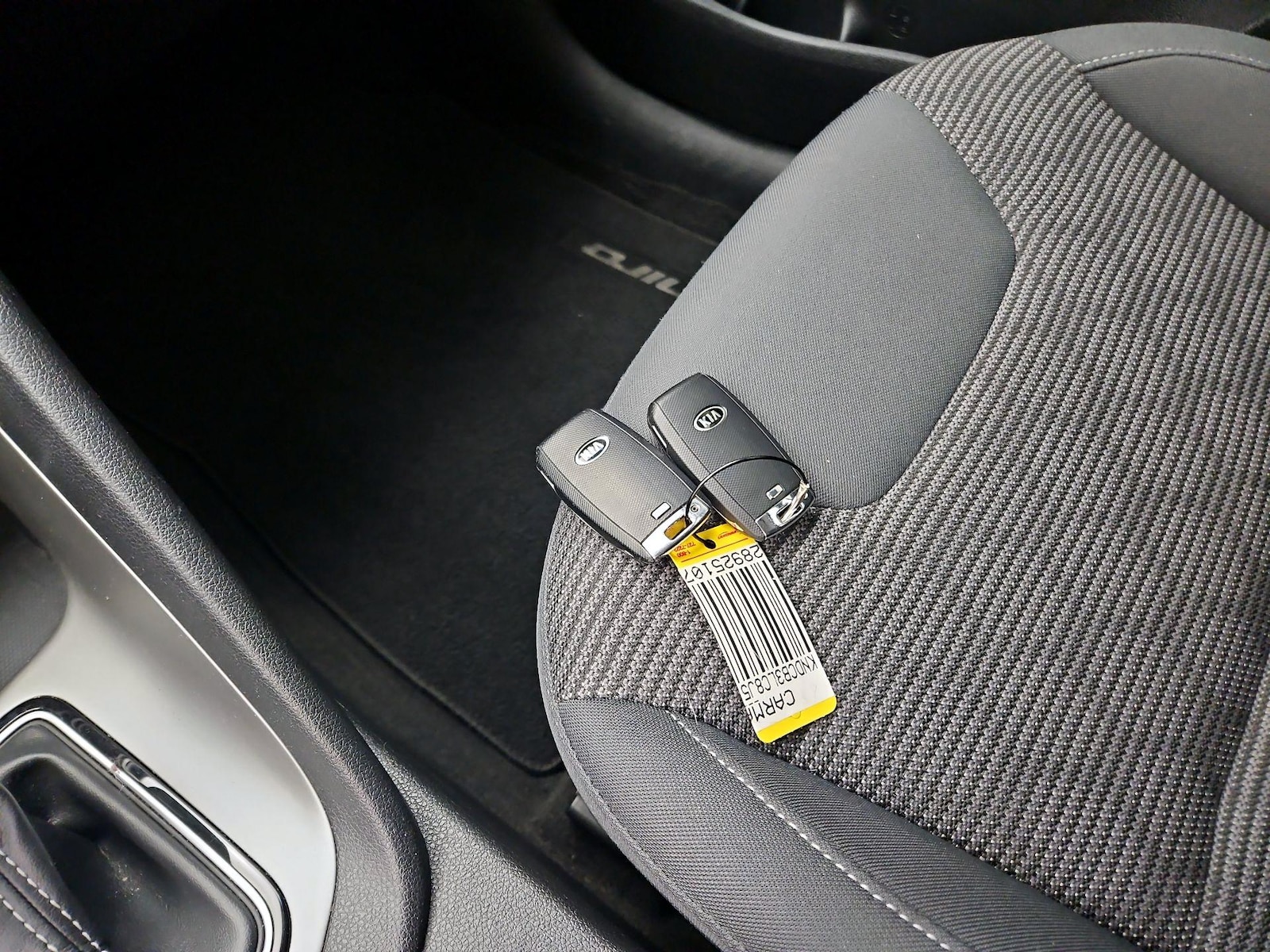 2018 Kia Niro LX - Photo 24