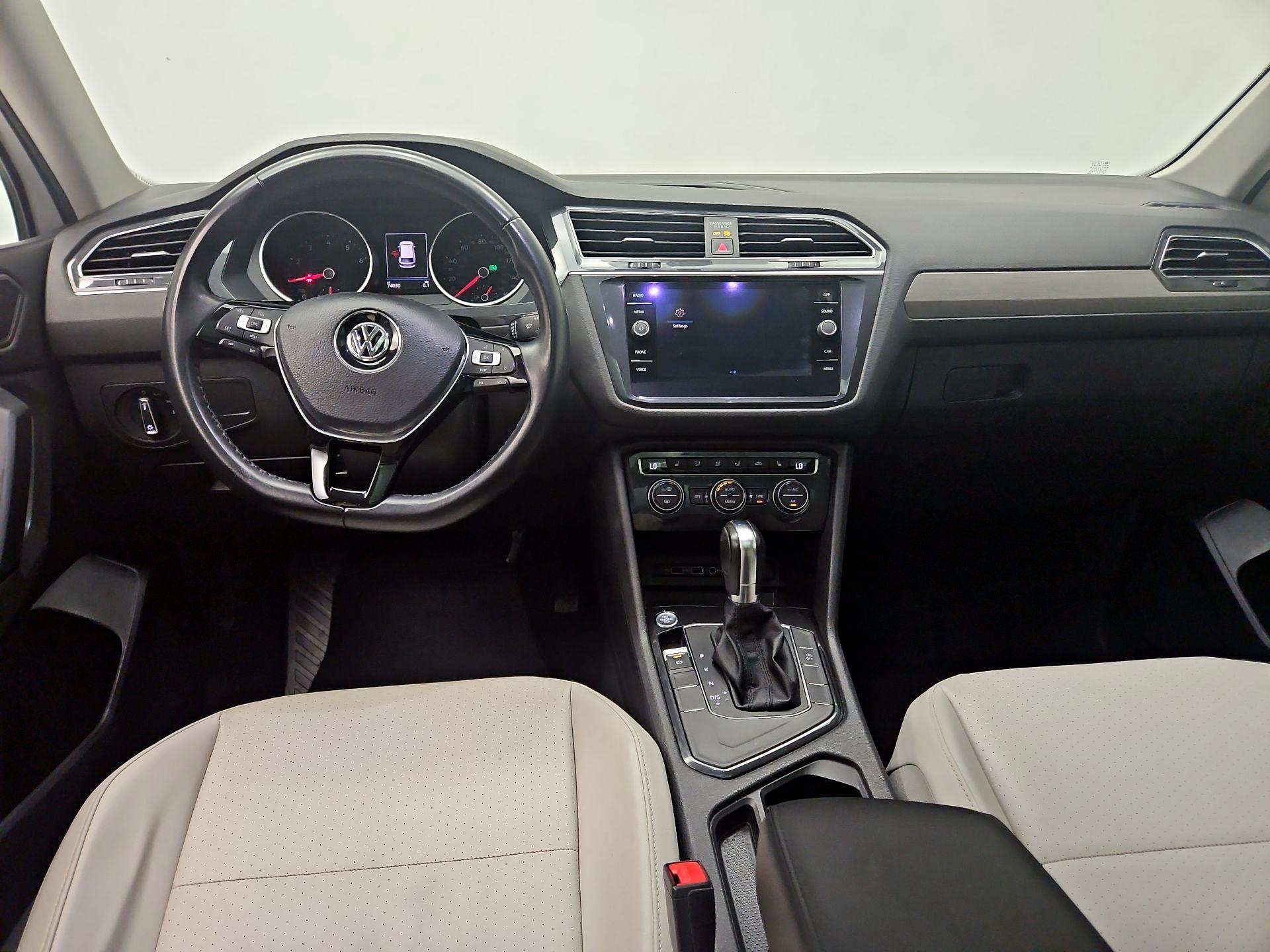 Thumbnail: 2019 Volkswagen Tiguan - 9