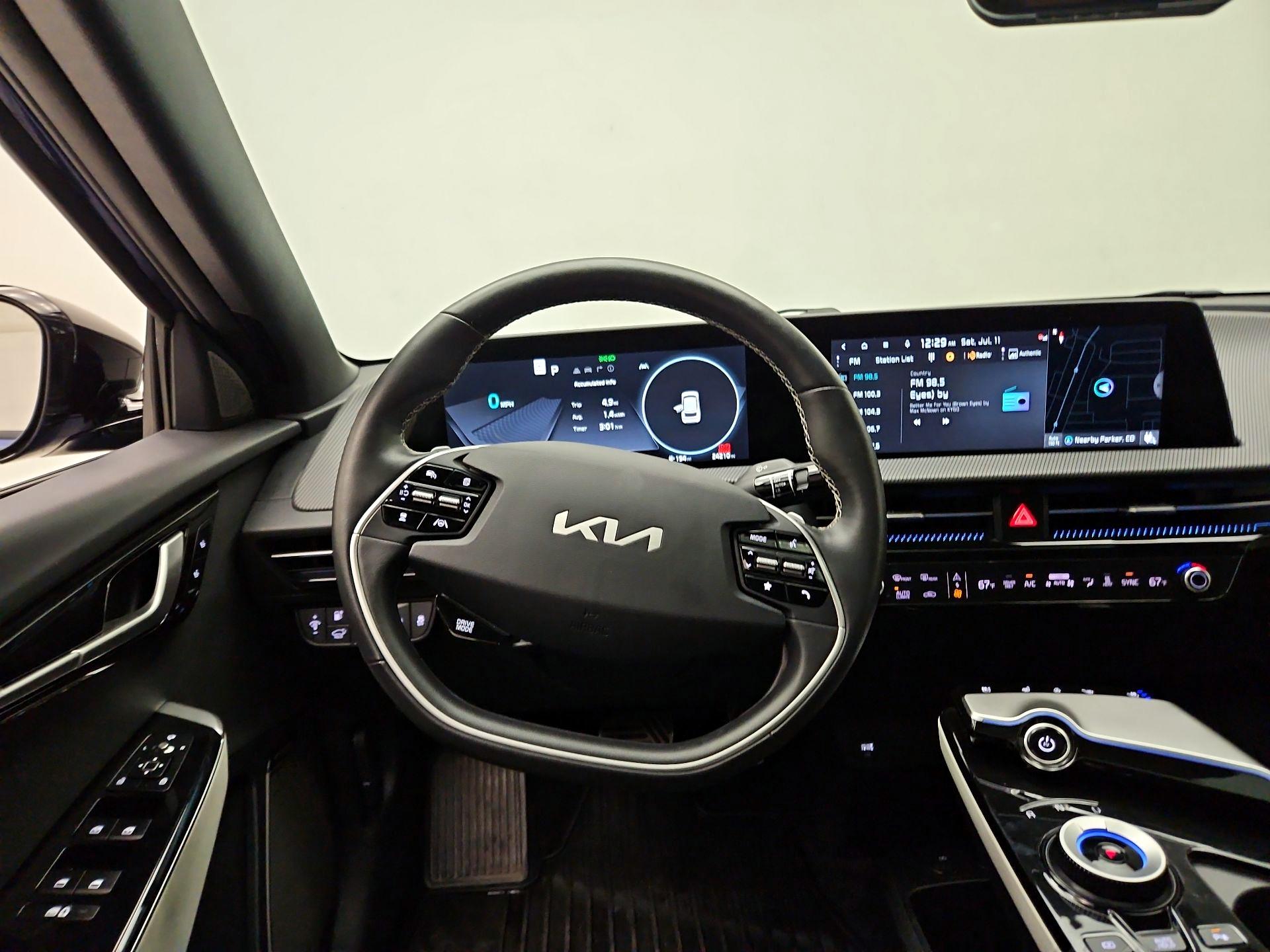 Thumbnail: 2023 Kia EV6 - 10