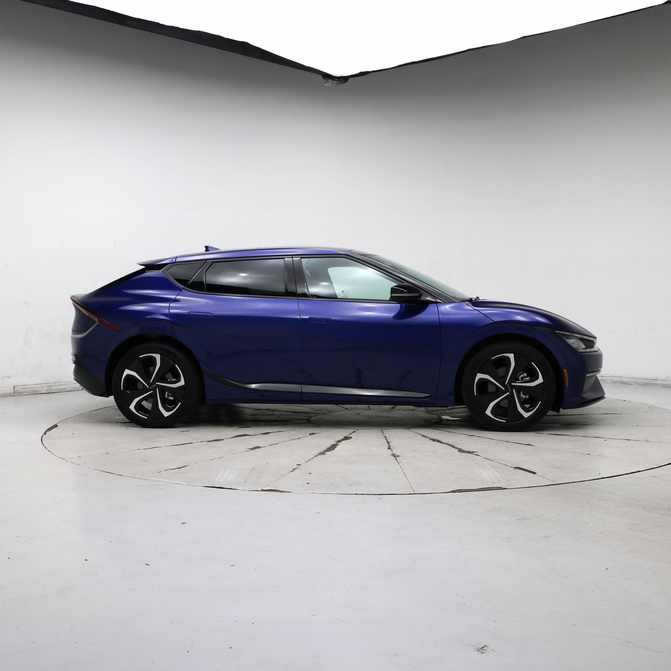 Thumbnail: 2023 Kia EV6 - 7