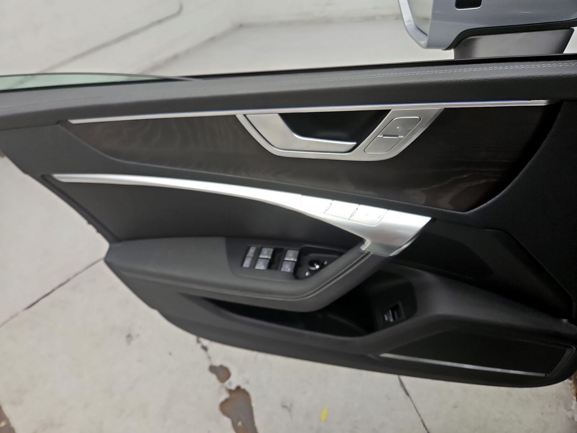 Thumbnail: 2020 Audi A7 - 12