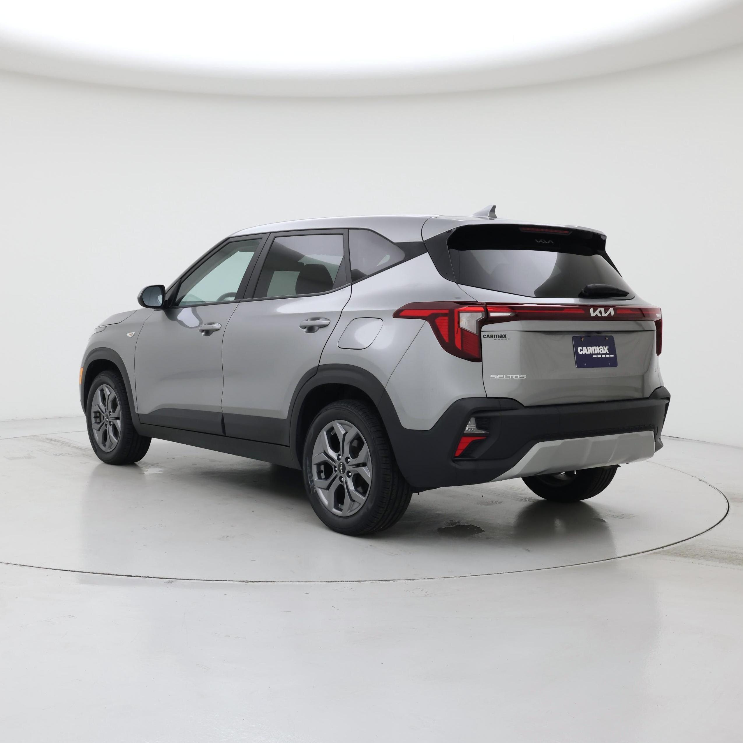 Thumbnail: 2024 Kia Seltos - 2