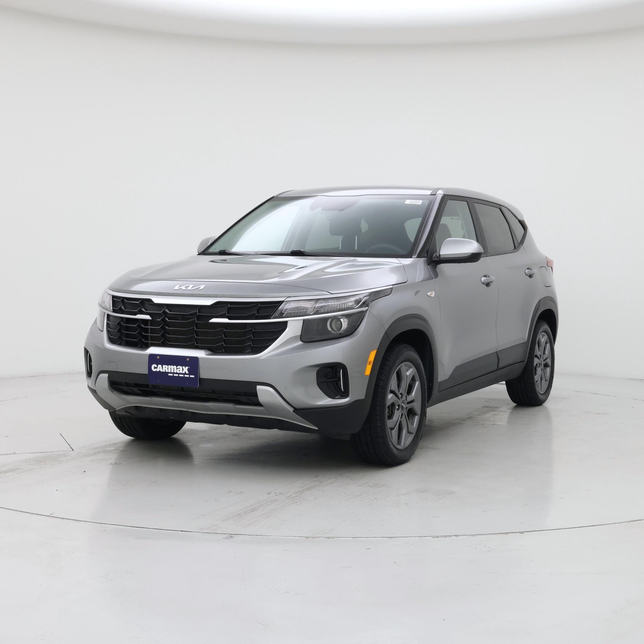 Thumbnail: 2024 Kia Seltos - 4
