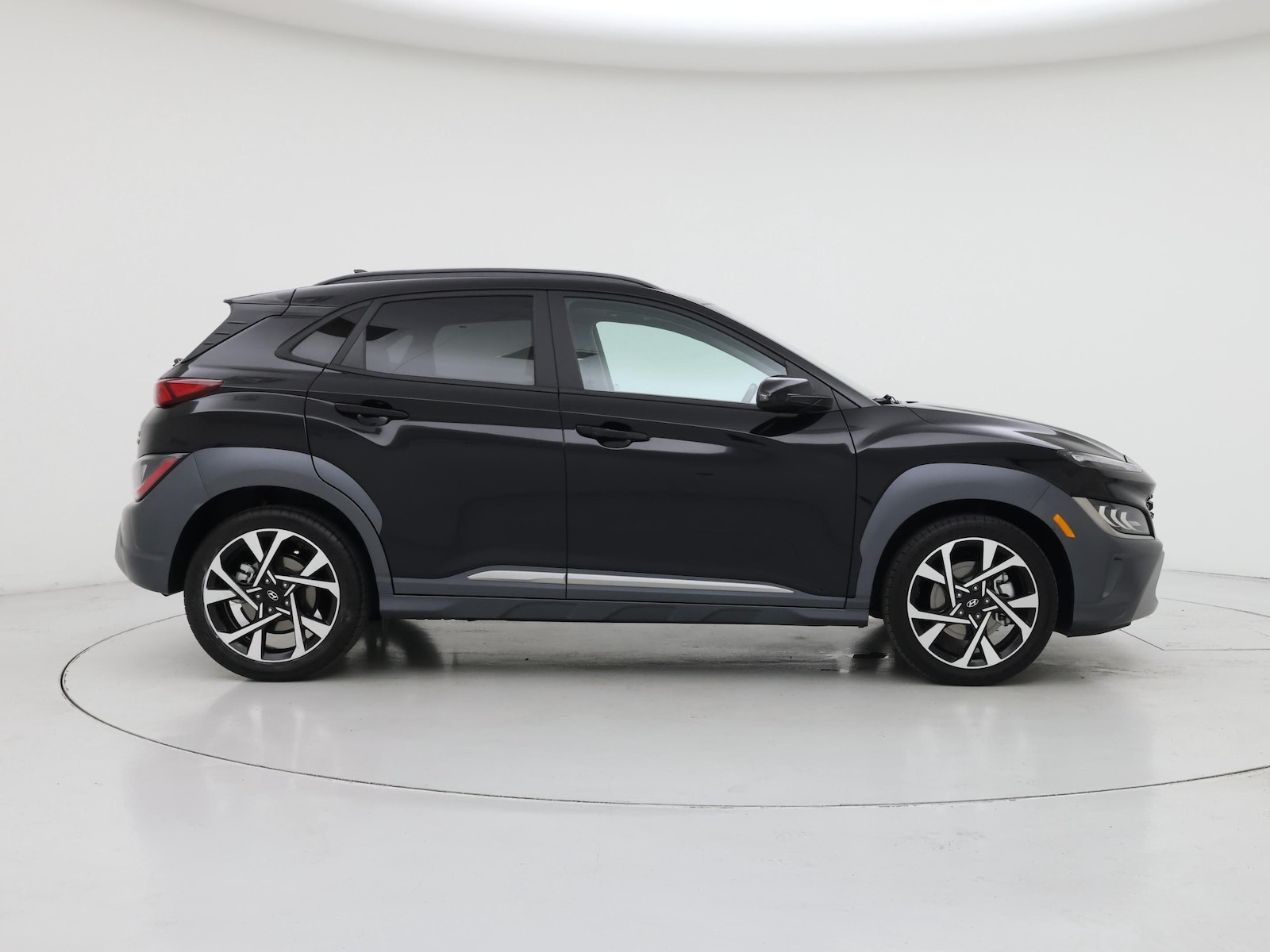 2022 Hyundai Kona Limited - Photo 8