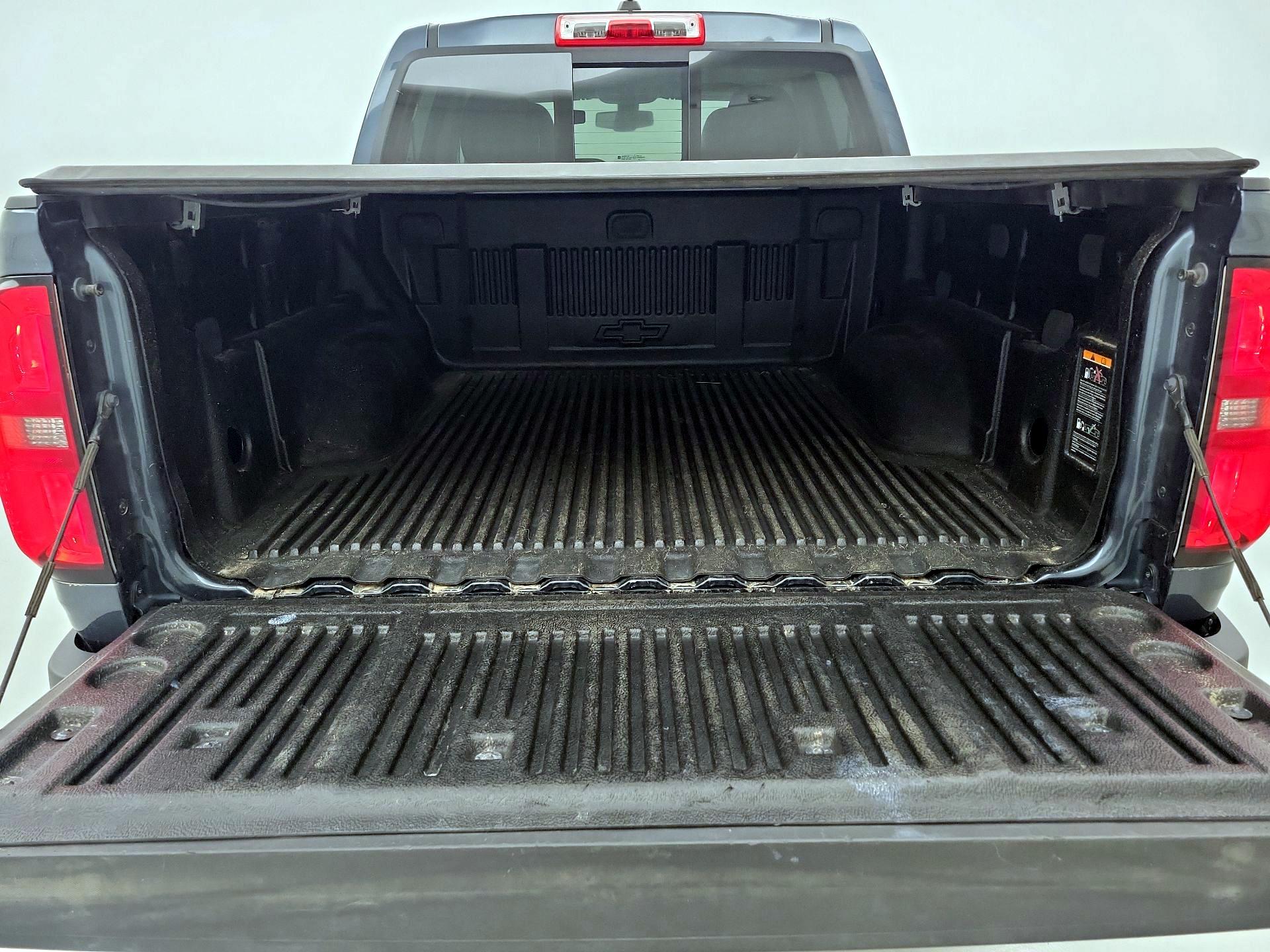Thumbnail: 2019 Chevrolet Colorado - 20