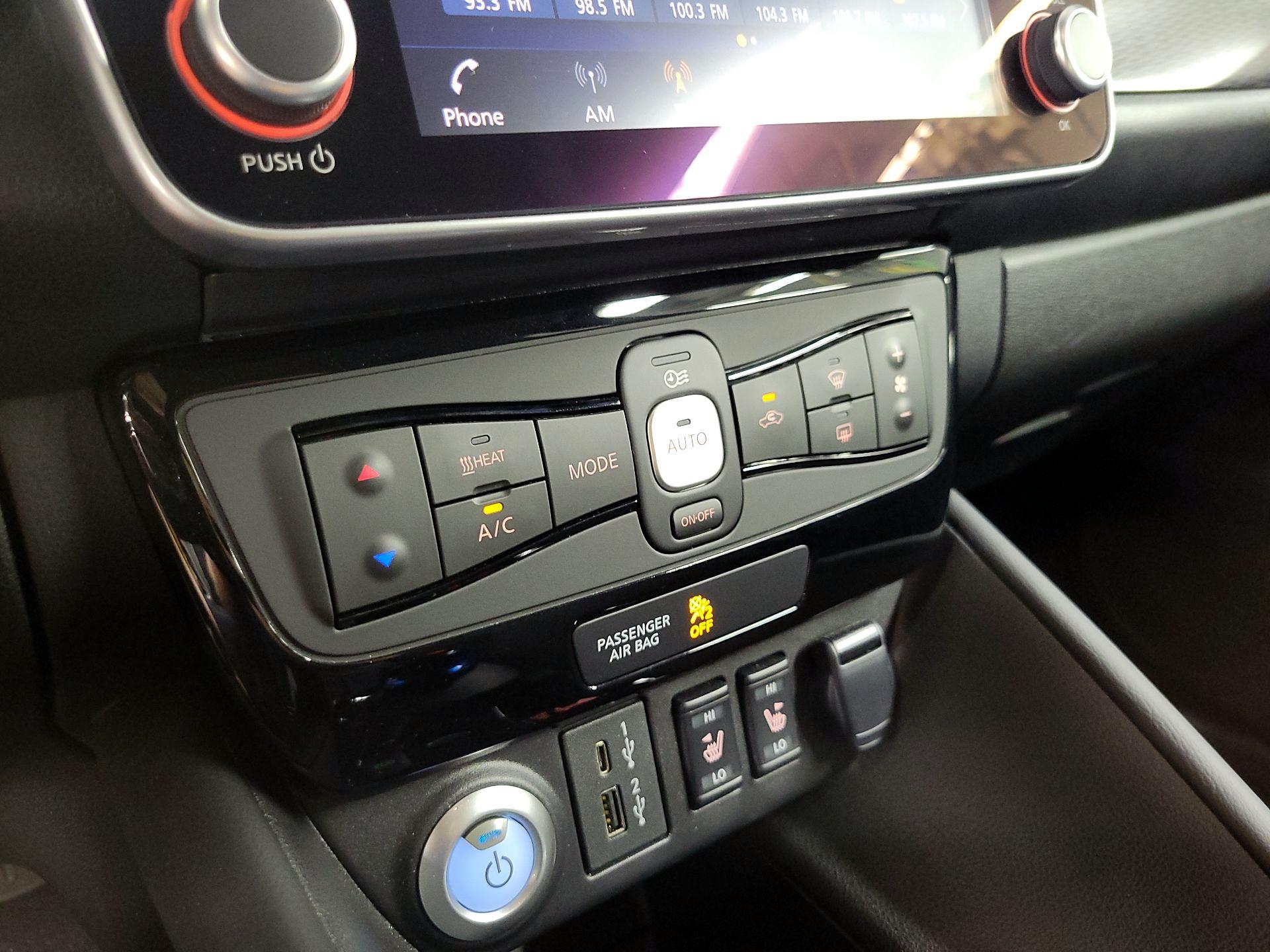 Thumbnail: 2025 Nissan Leaf - 15