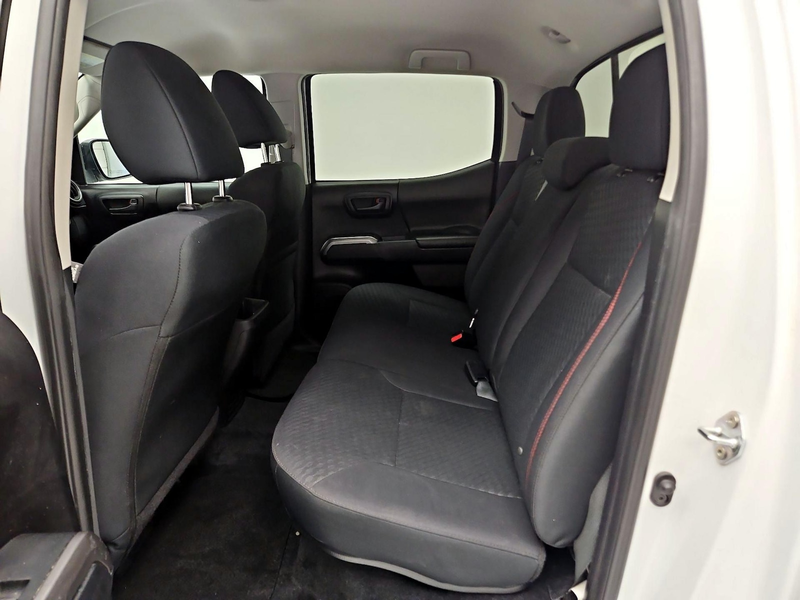 2021 Toyota Tacoma SR5 - Photo 20