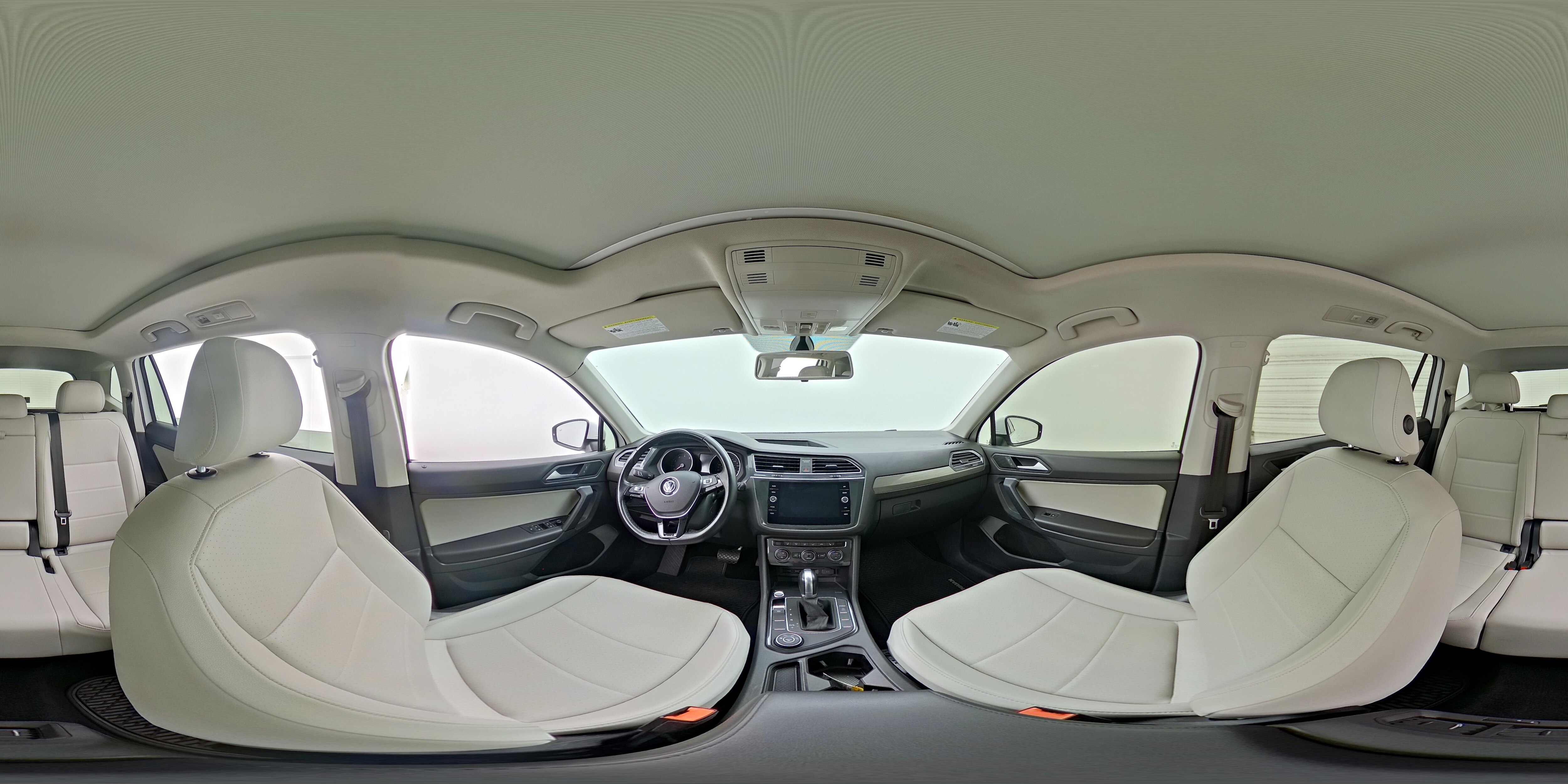 2019 Volkswagen Tiguan SE - Photo 25