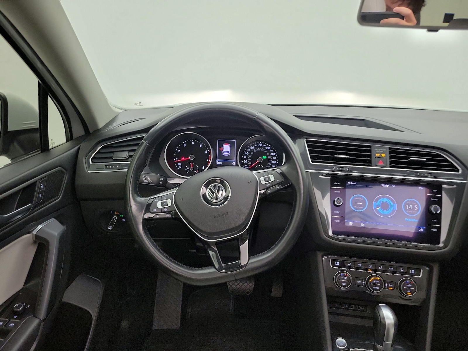 2019 Volkswagen Tiguan SE - Photo 11
