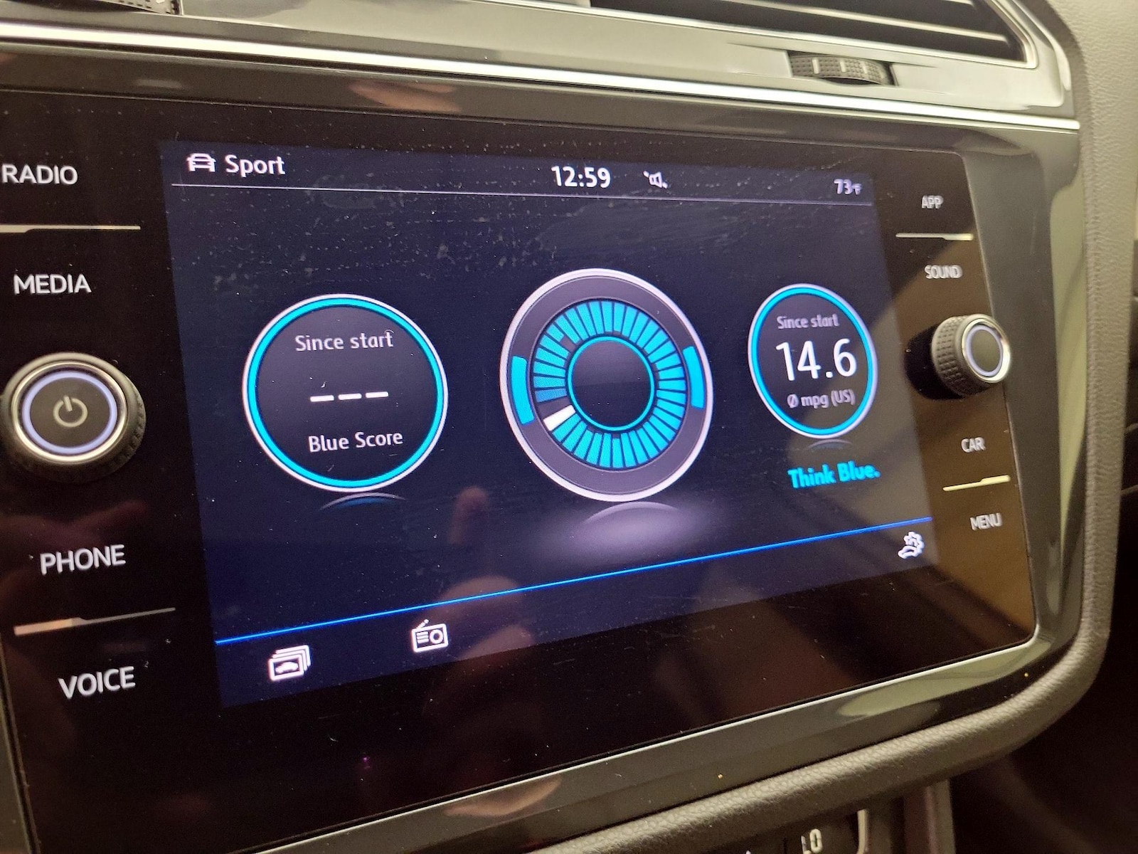 2019 Volkswagen Tiguan SE - Photo 16