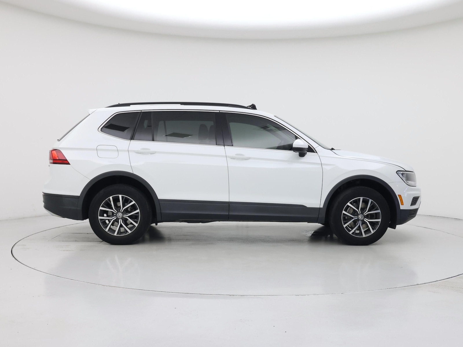 2019 Volkswagen Tiguan SE - Photo 8