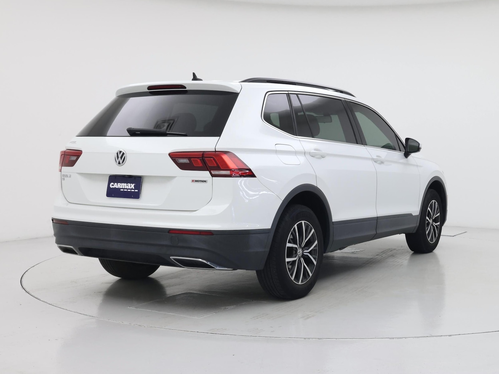 2019 Volkswagen Tiguan SE - Photo 9