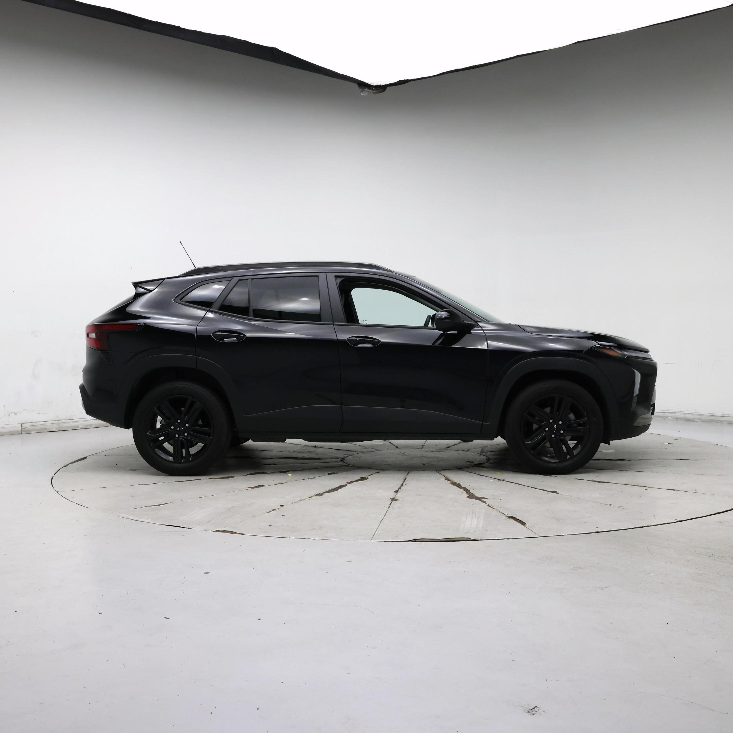 Thumbnail: 2025 Chevrolet Trax - 7