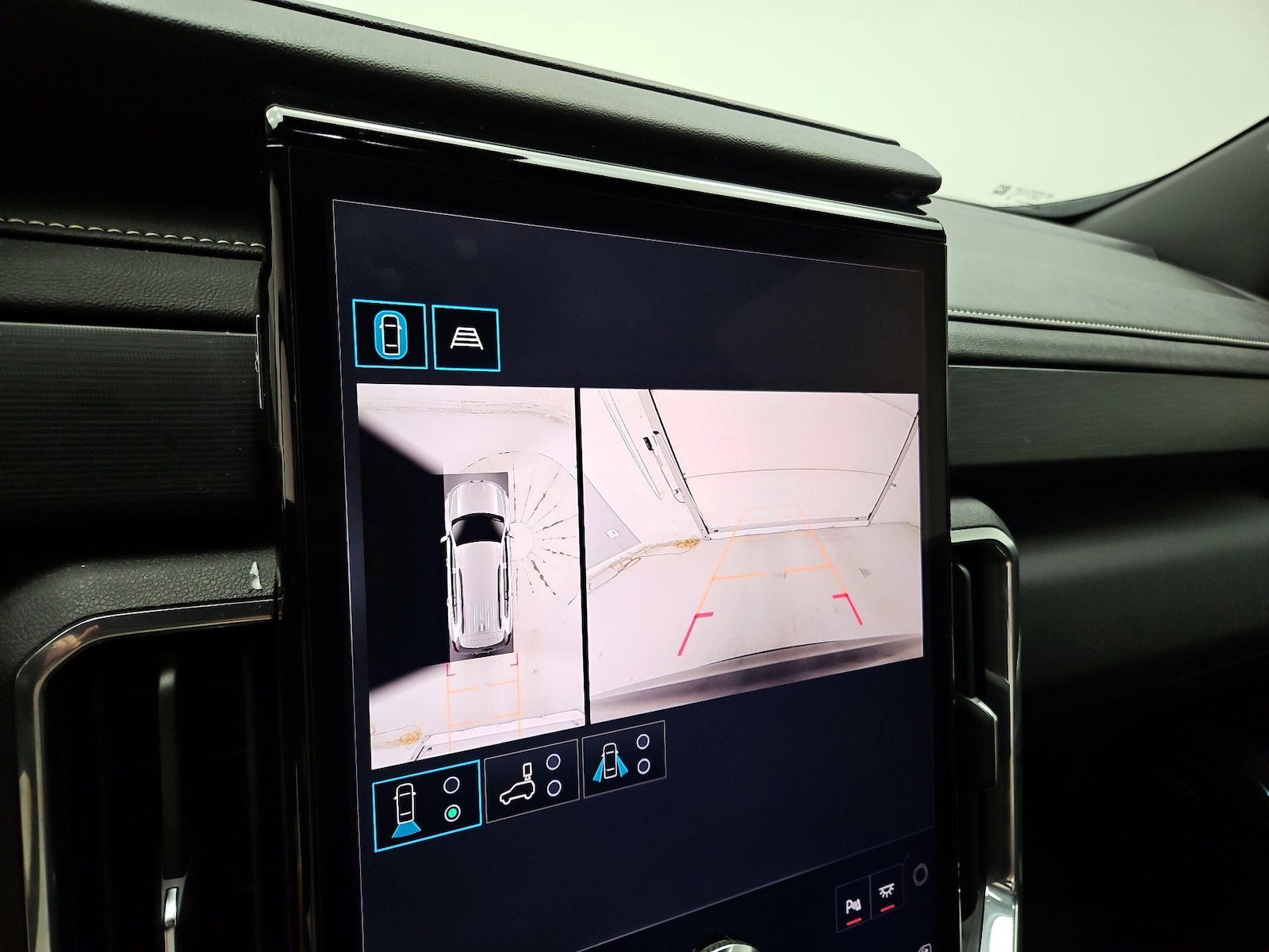 2024 GMC Acadia Elevation - Photo 13