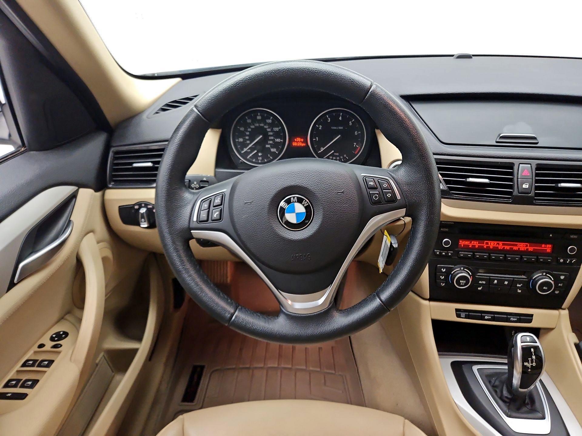 Thumbnail: 2015 BMW X1 - 10