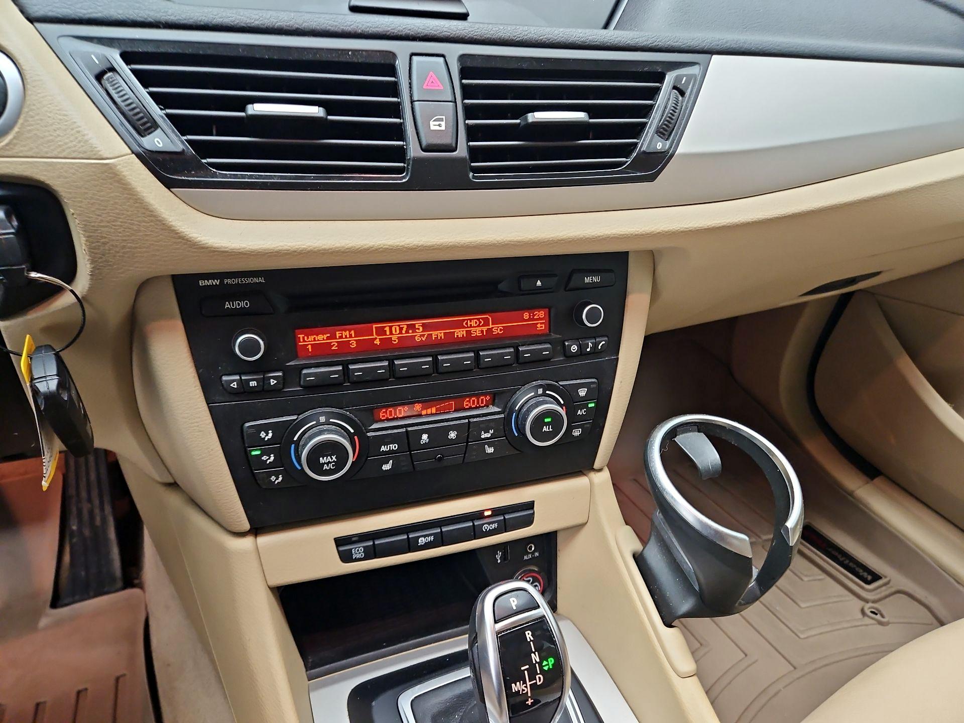 Thumbnail: 2015 BMW X1 - 15
