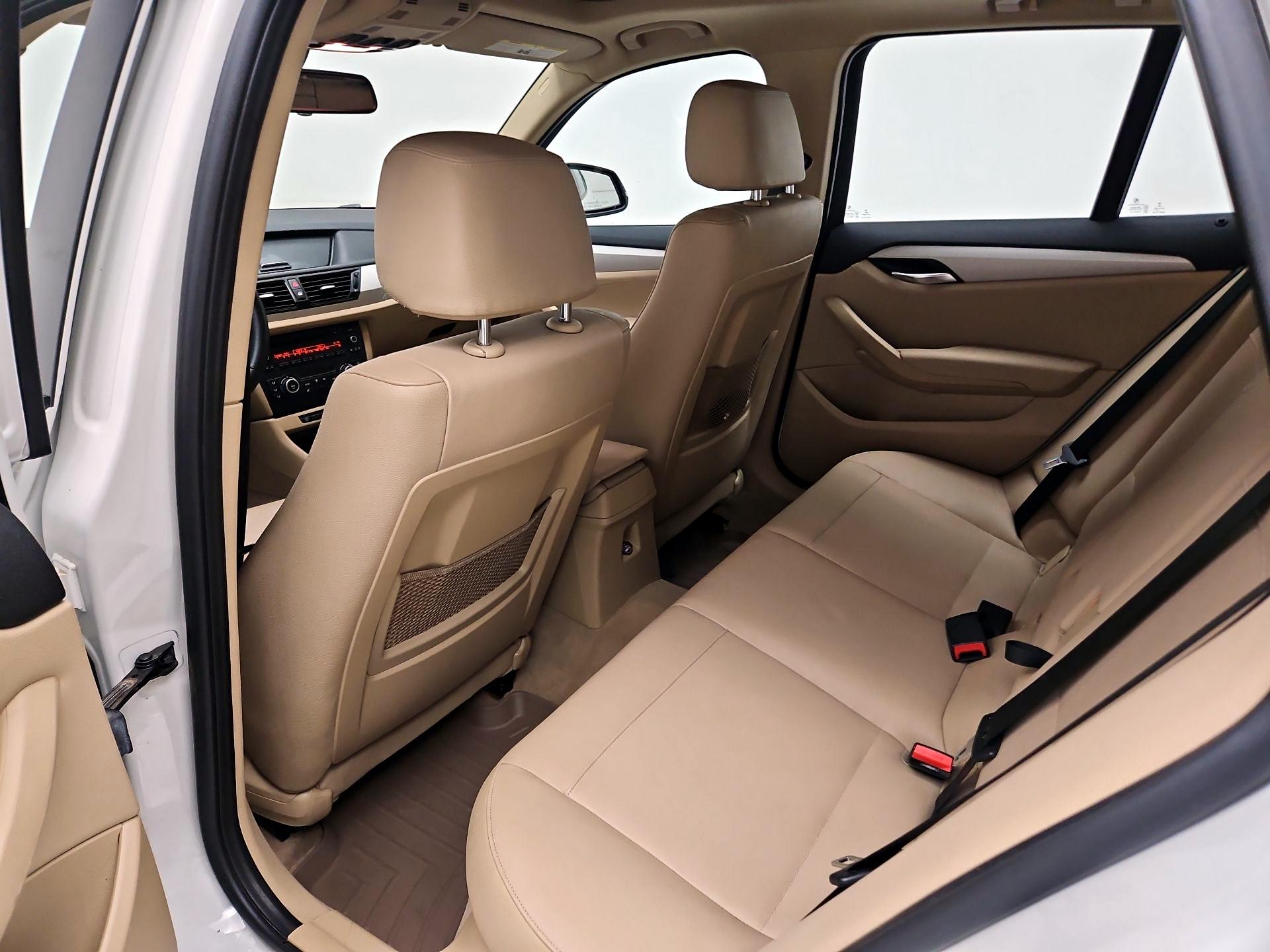Thumbnail: 2015 BMW X1 - 18