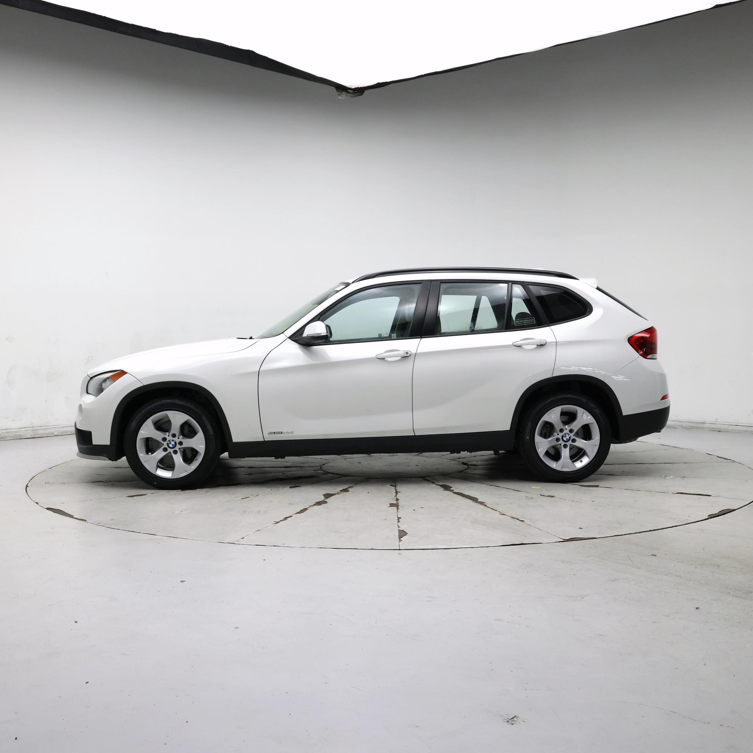 Thumbnail: 2015 BMW X1 - 3