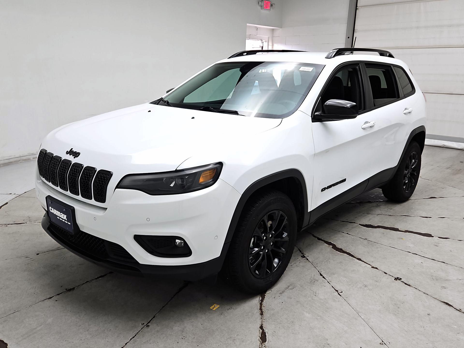Thumbnail: 2023 Jeep Cherokee - 3
