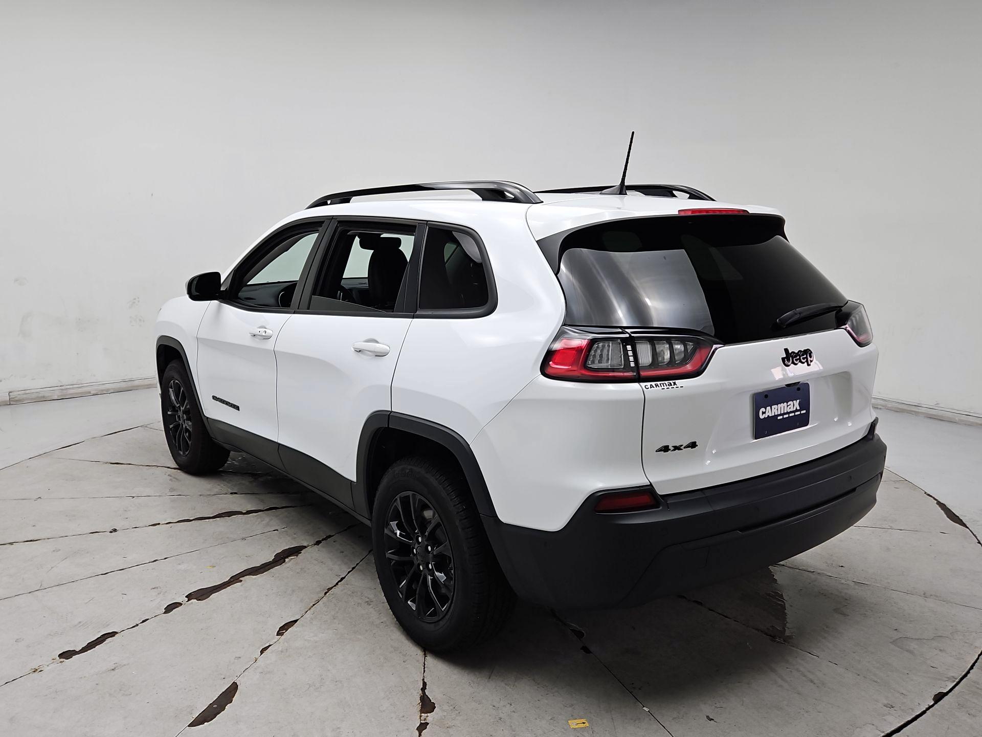 Thumbnail: 2023 Jeep Cherokee - 7