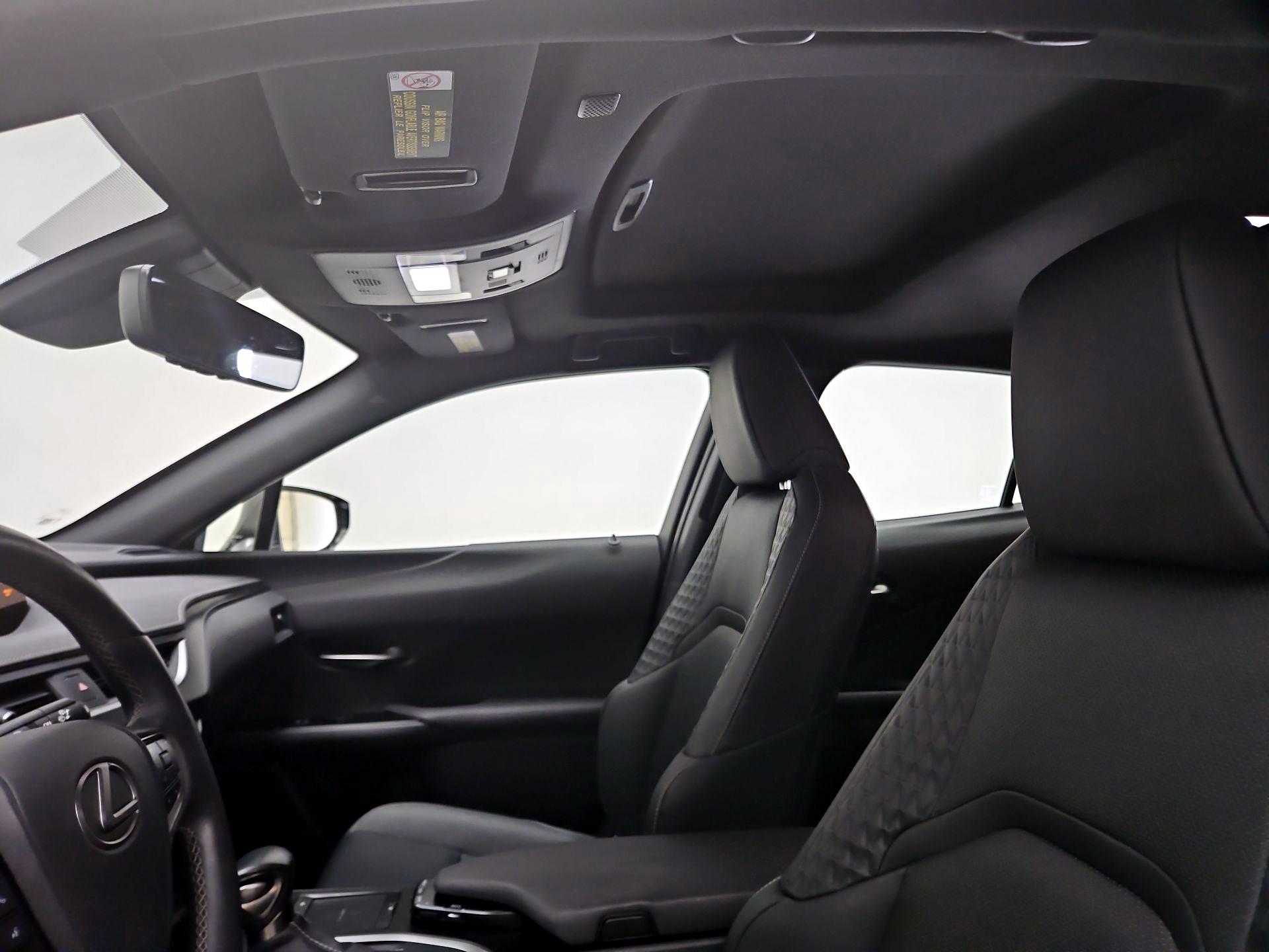 Thumbnail: 2021 Lexus UX - 19